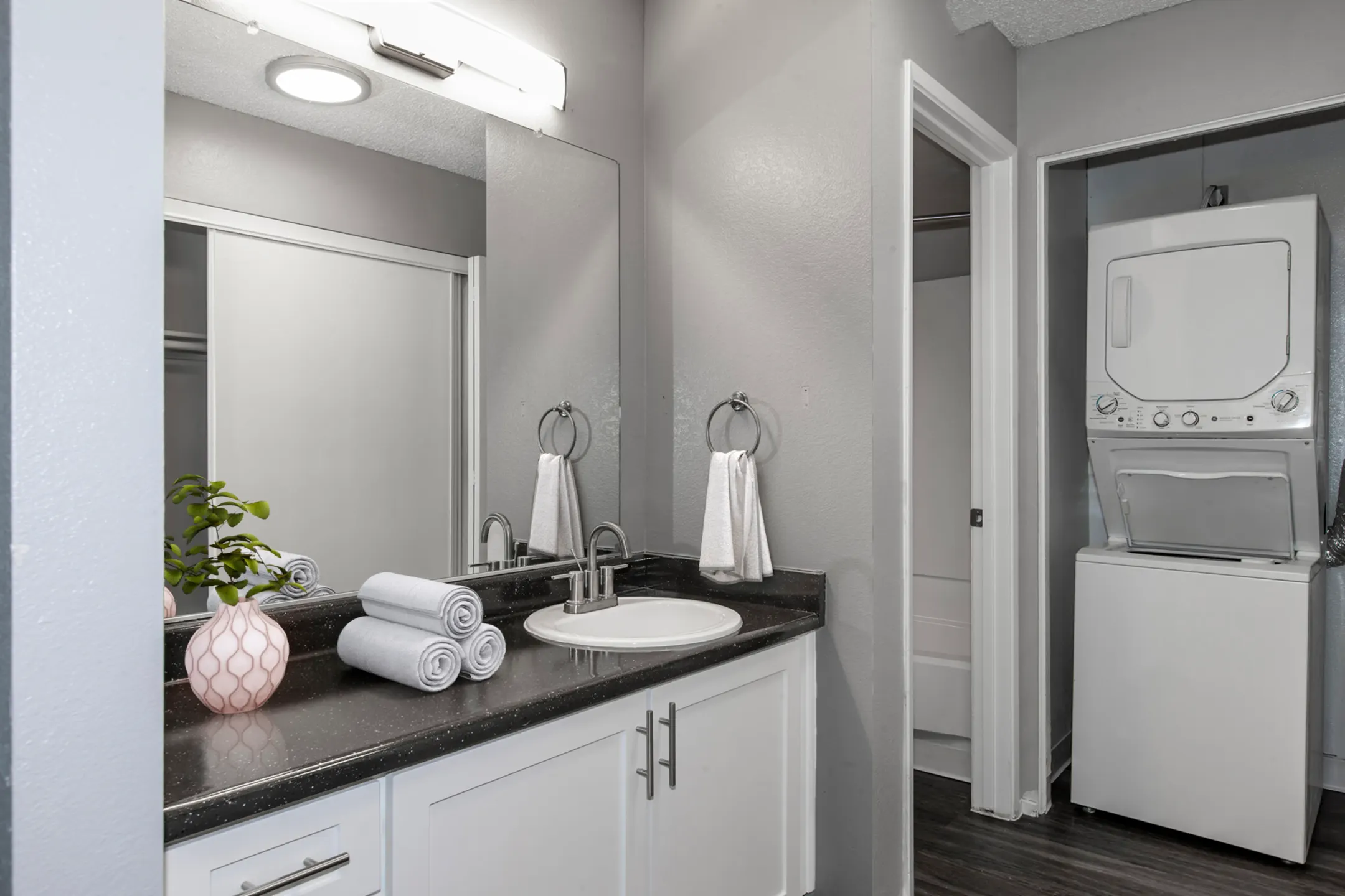 Bennington Apartments 2780 N Texas St Fairfield, CA Apartments for