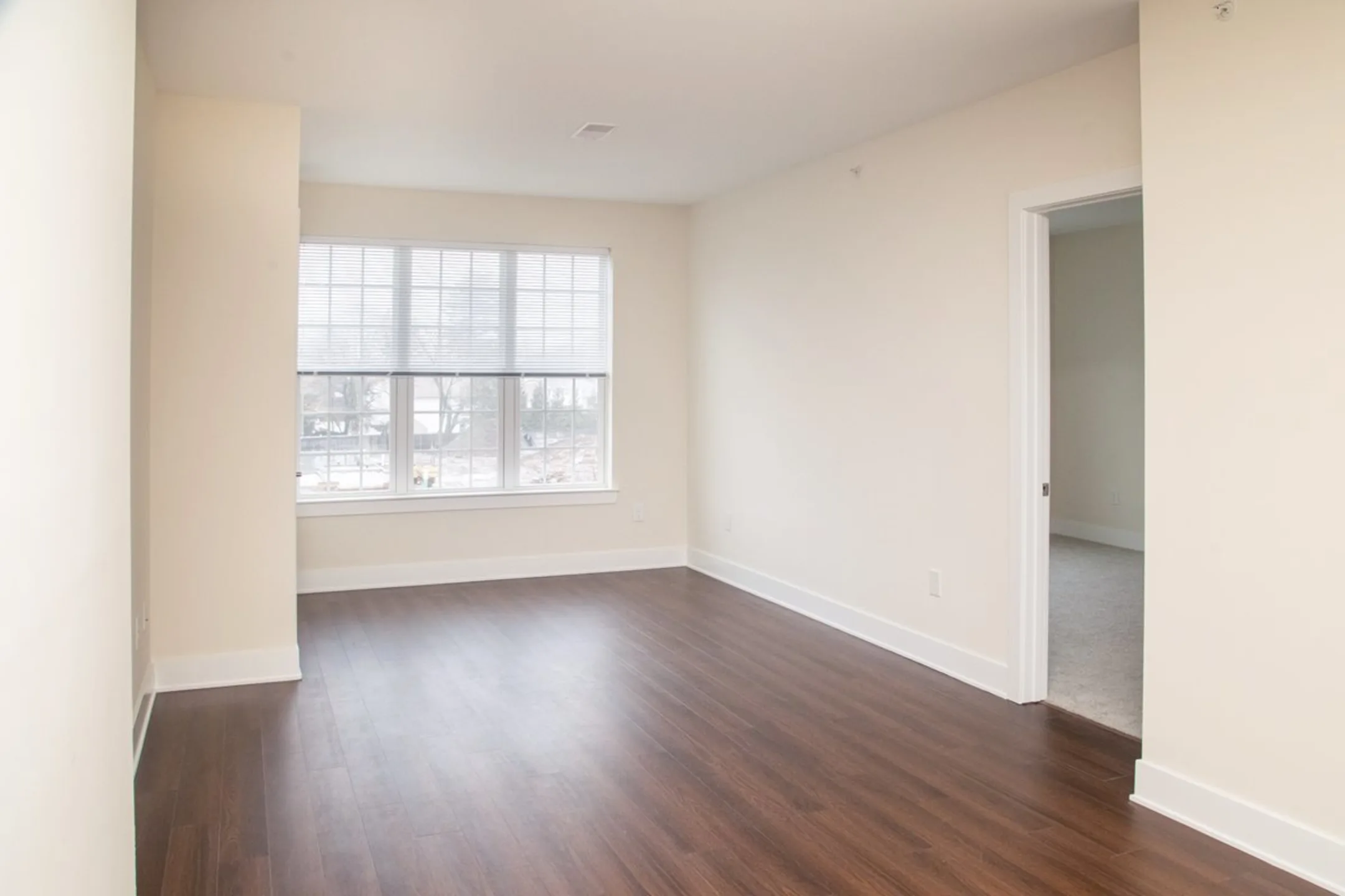 Washington Promenade Apartments Dumont, NJ 07628