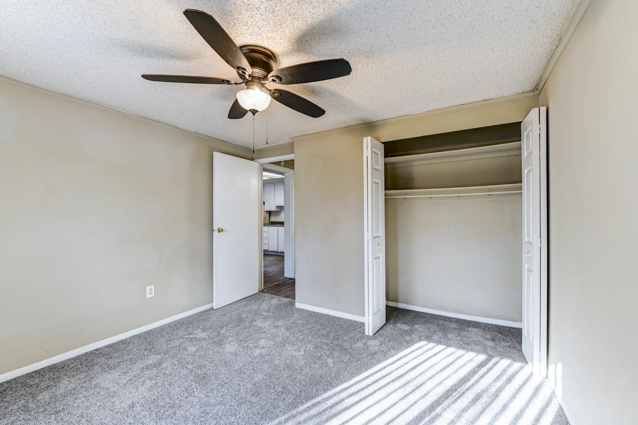 Bedroom - Redan Cove Apartments - Decatur, GA