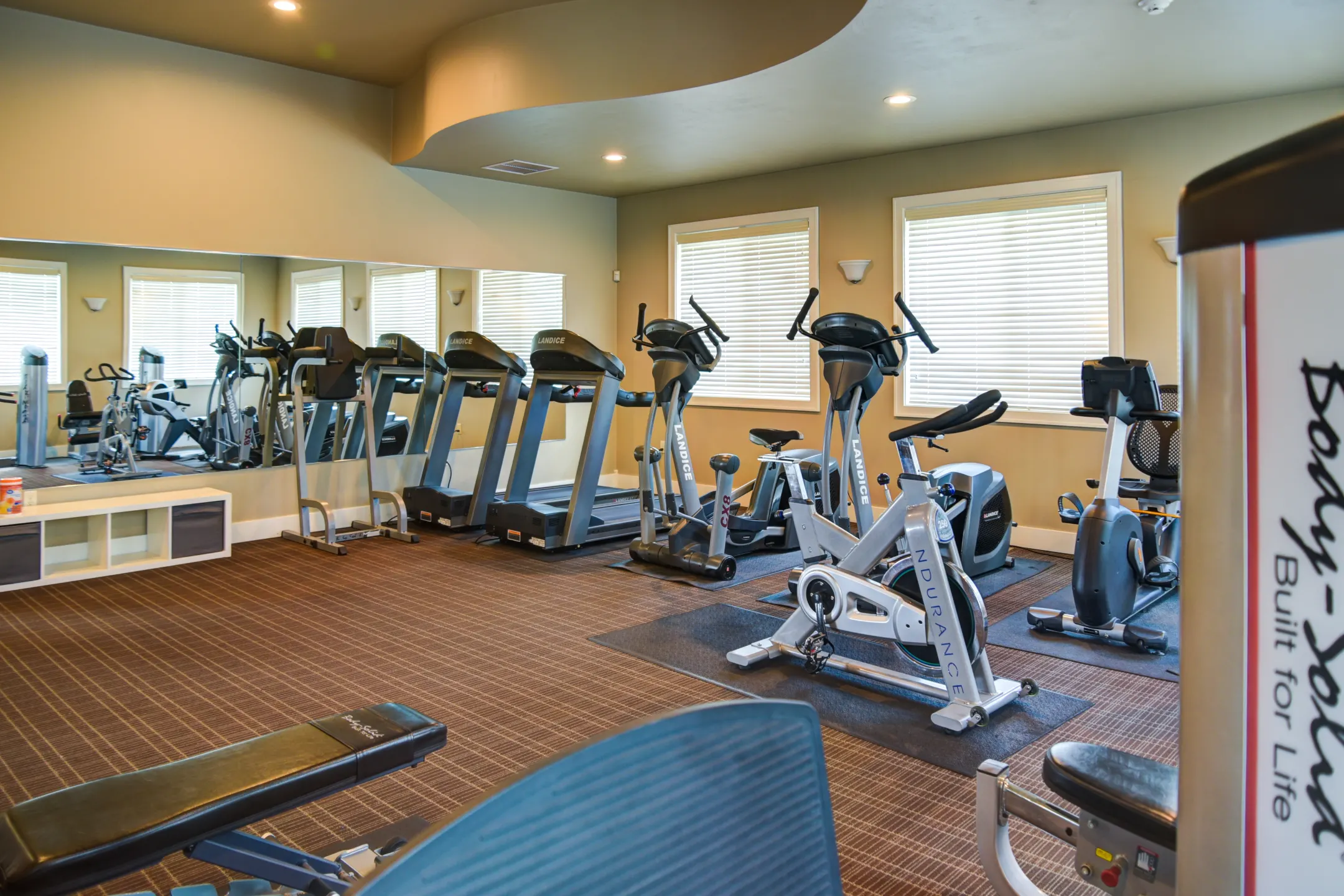 Fitness Weight Room - North Shore Apartments - Menasha, WI