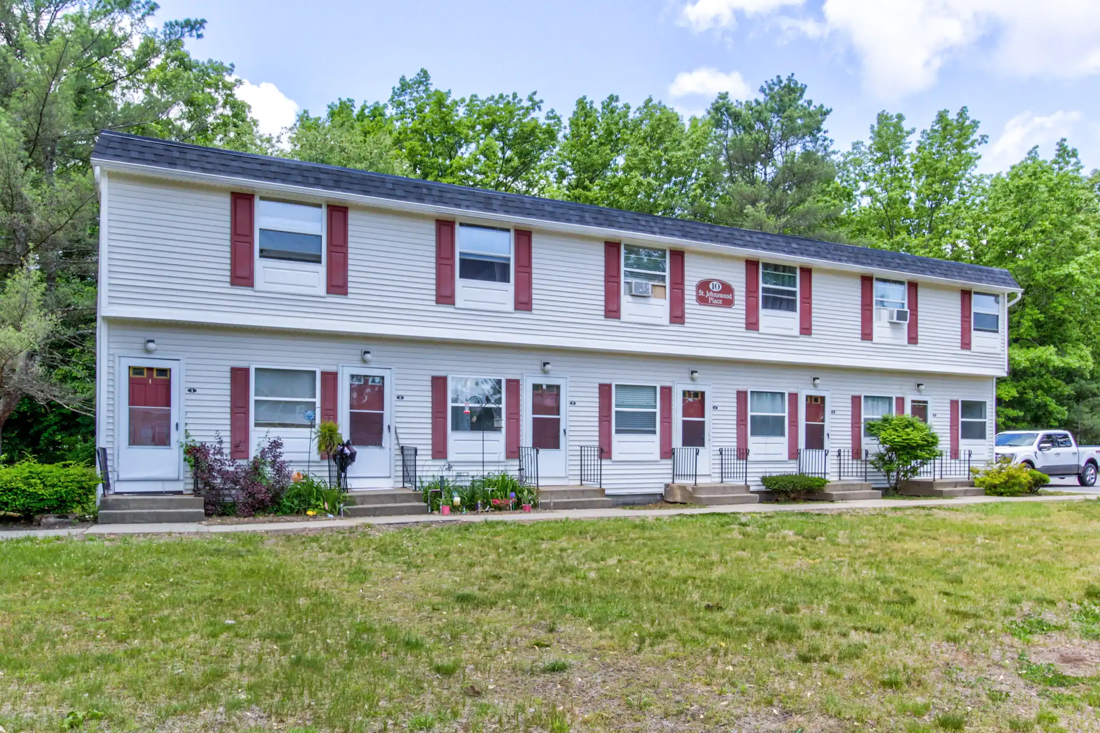 English Village Apartments 1 Jennifer Dr Gansevoort, NY Apartments for Rent Rent.