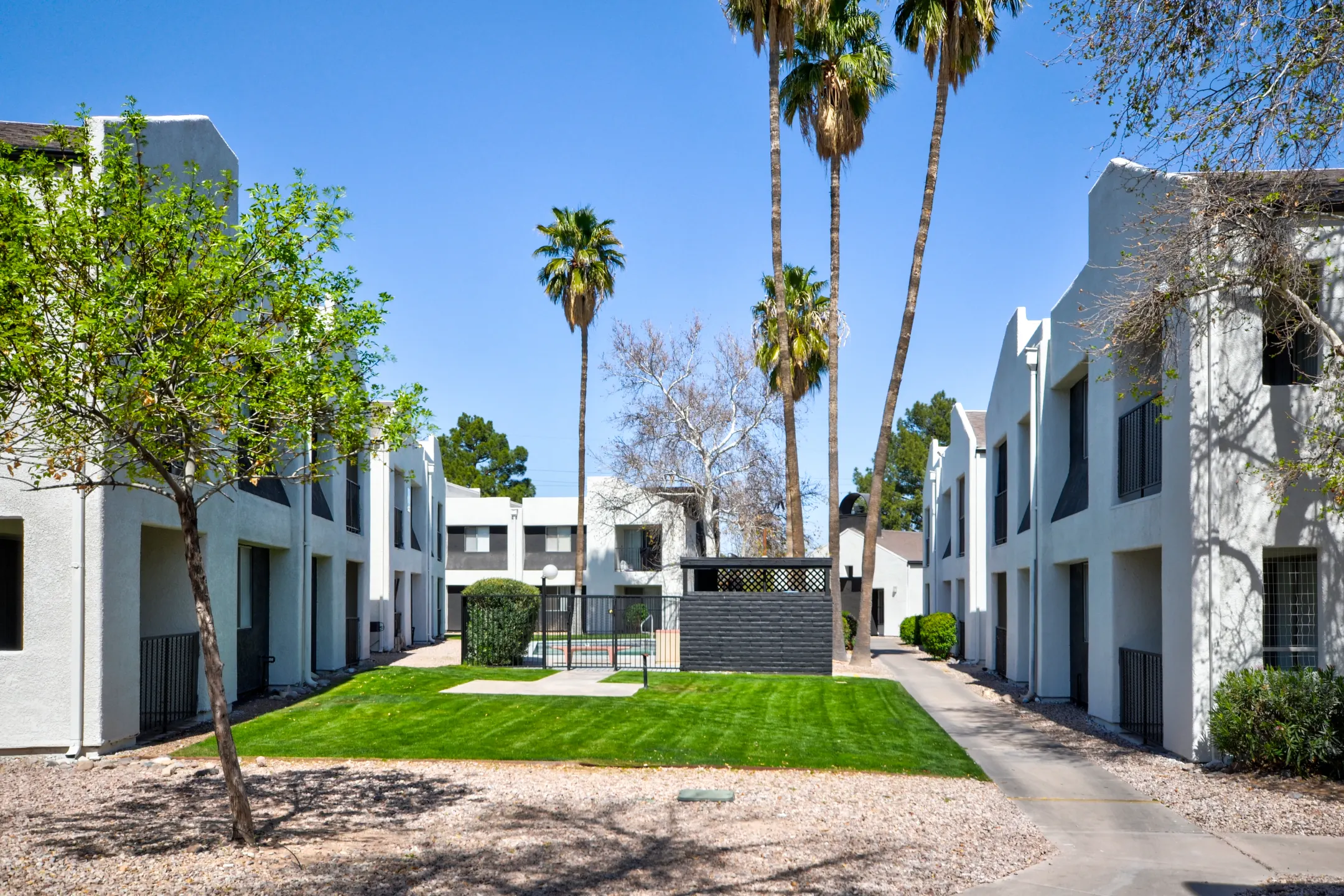 The Quails Apartments Tucson, AZ 85714