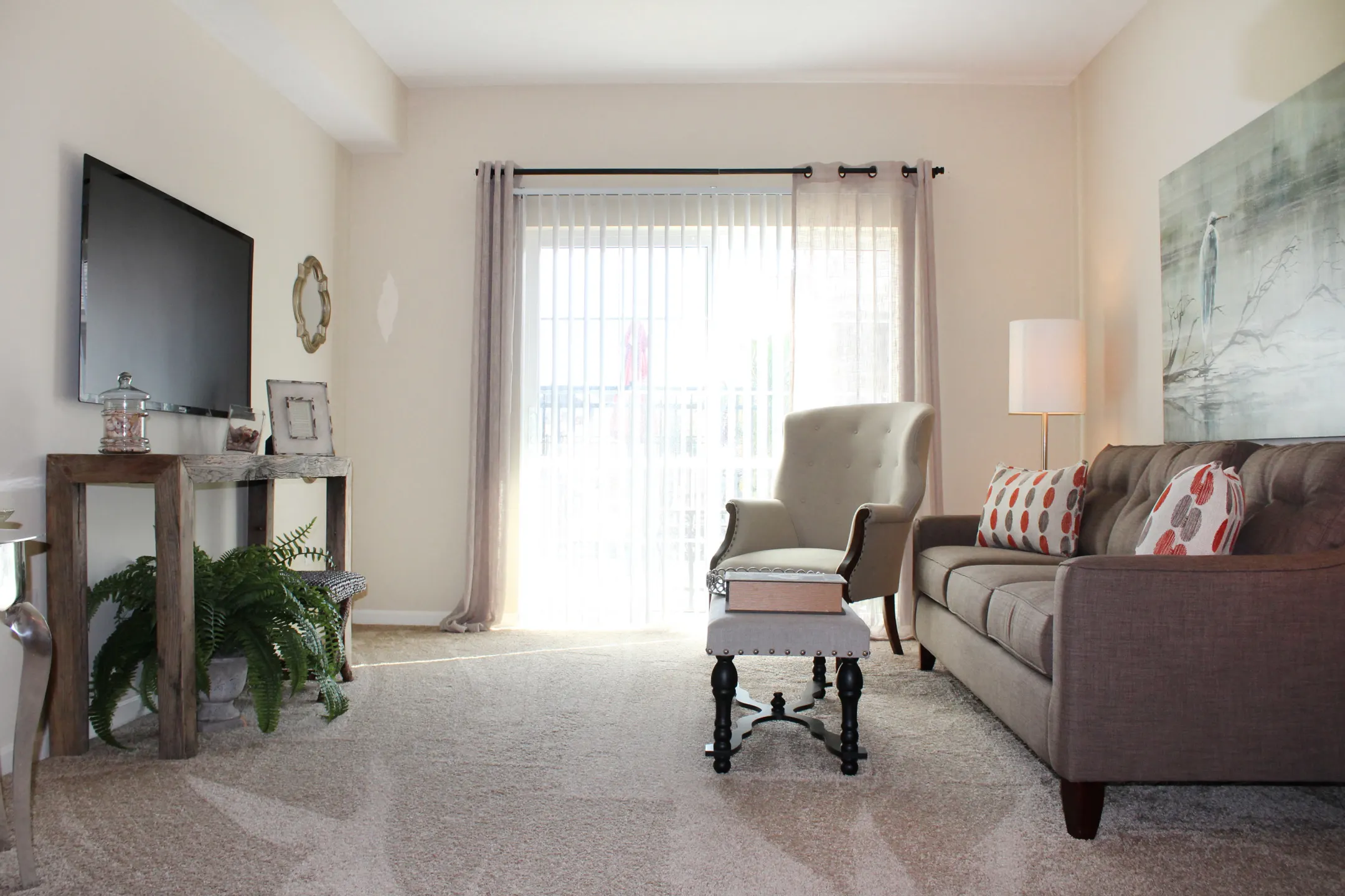 Living Room - Residences at Northgate Crossing - Columbus, OH