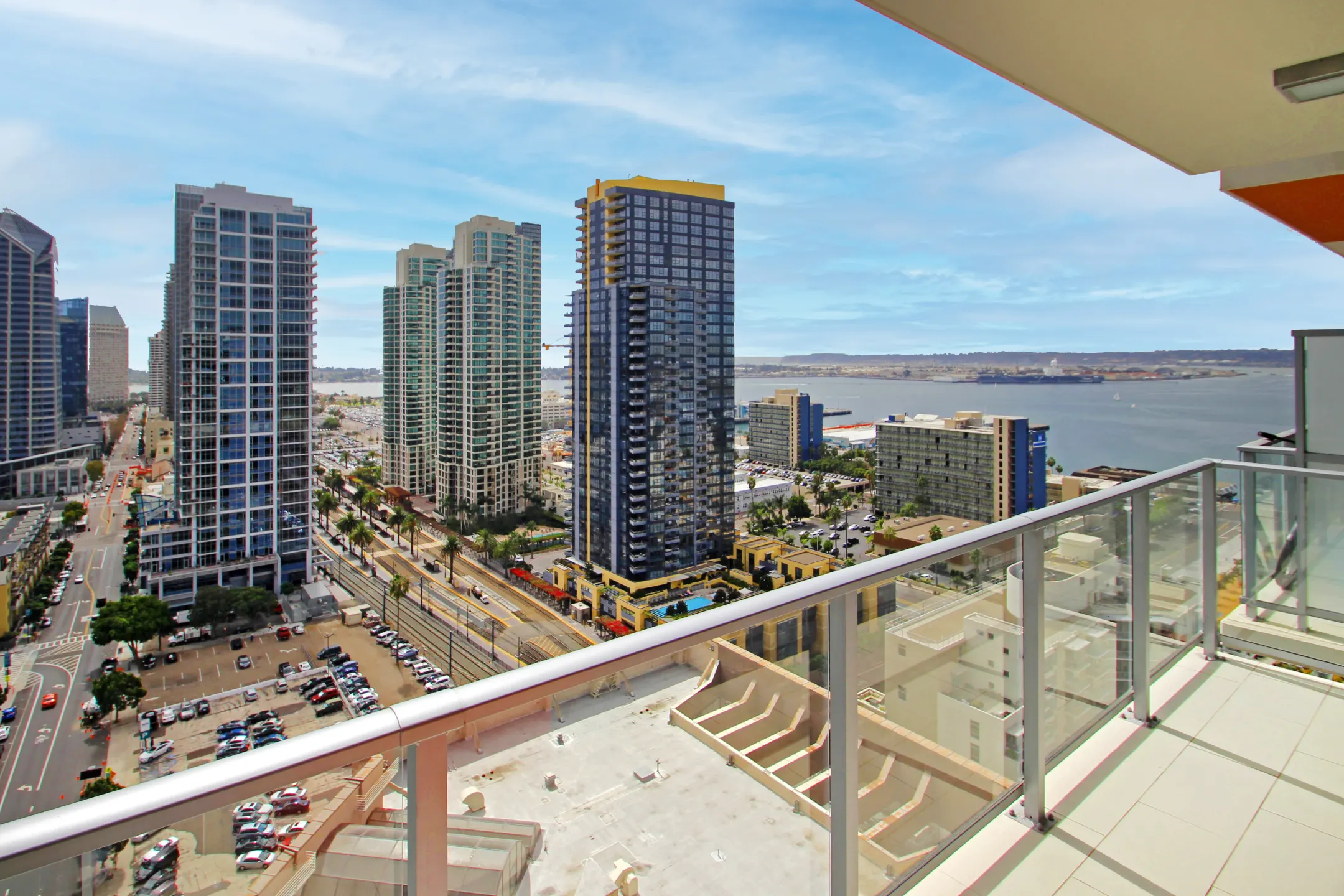 Patio / Deck - Ariel Luxury Rentals - San Diego, CA