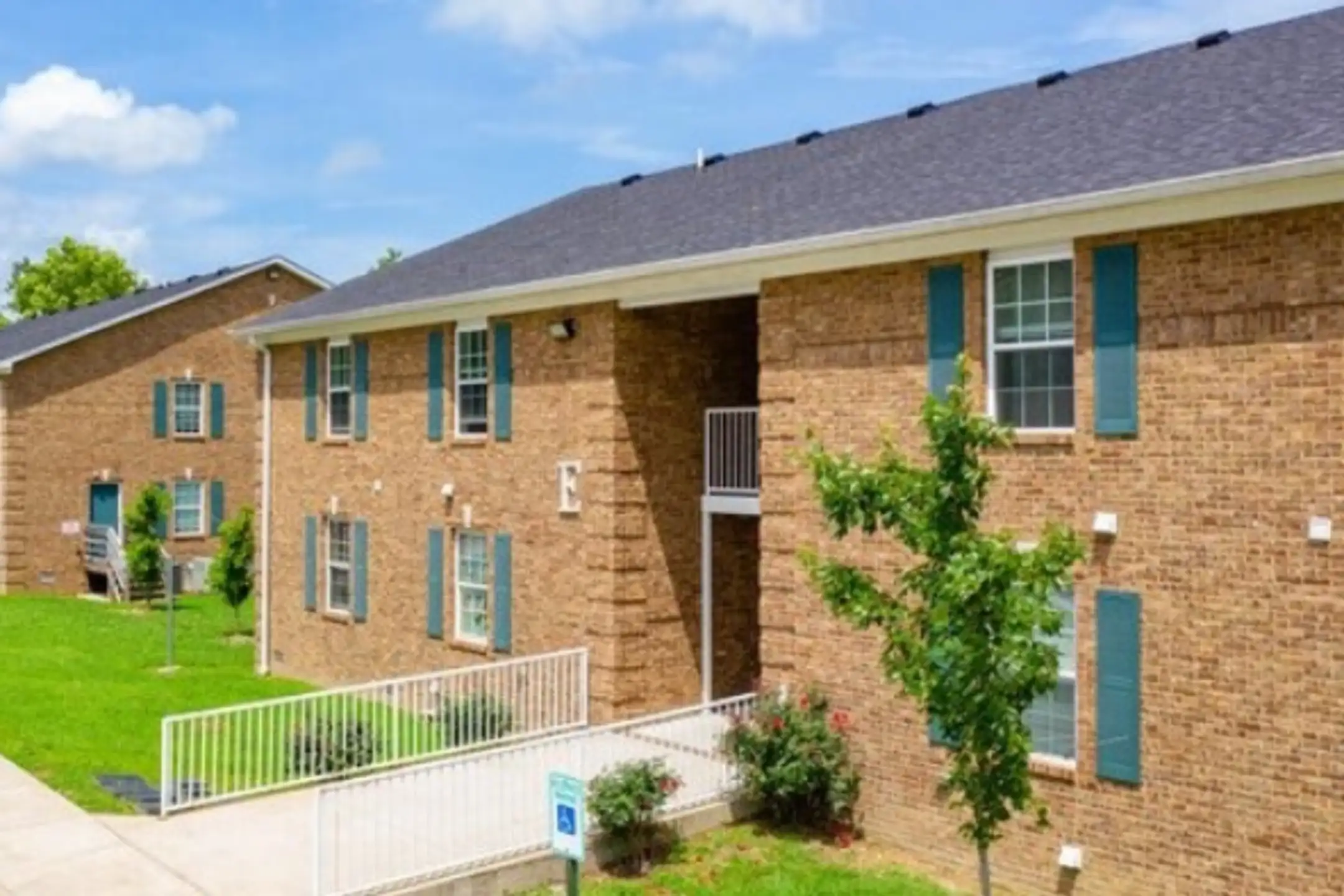 Admiral Place Apartments Shelbyville, TN 37160