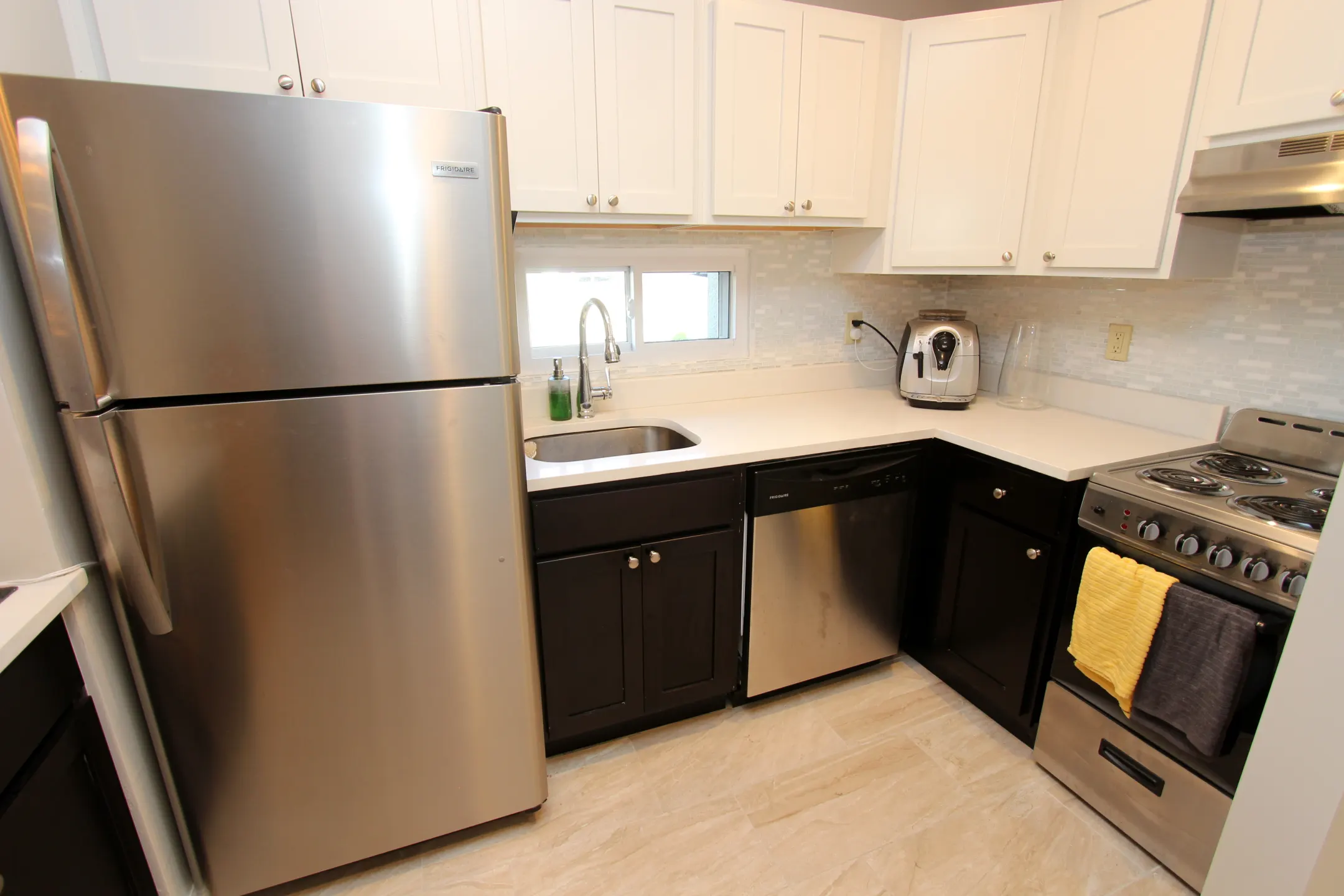 Bloomfield Apartments 5700 Bryant St Pittsburgh, PA Apartments for