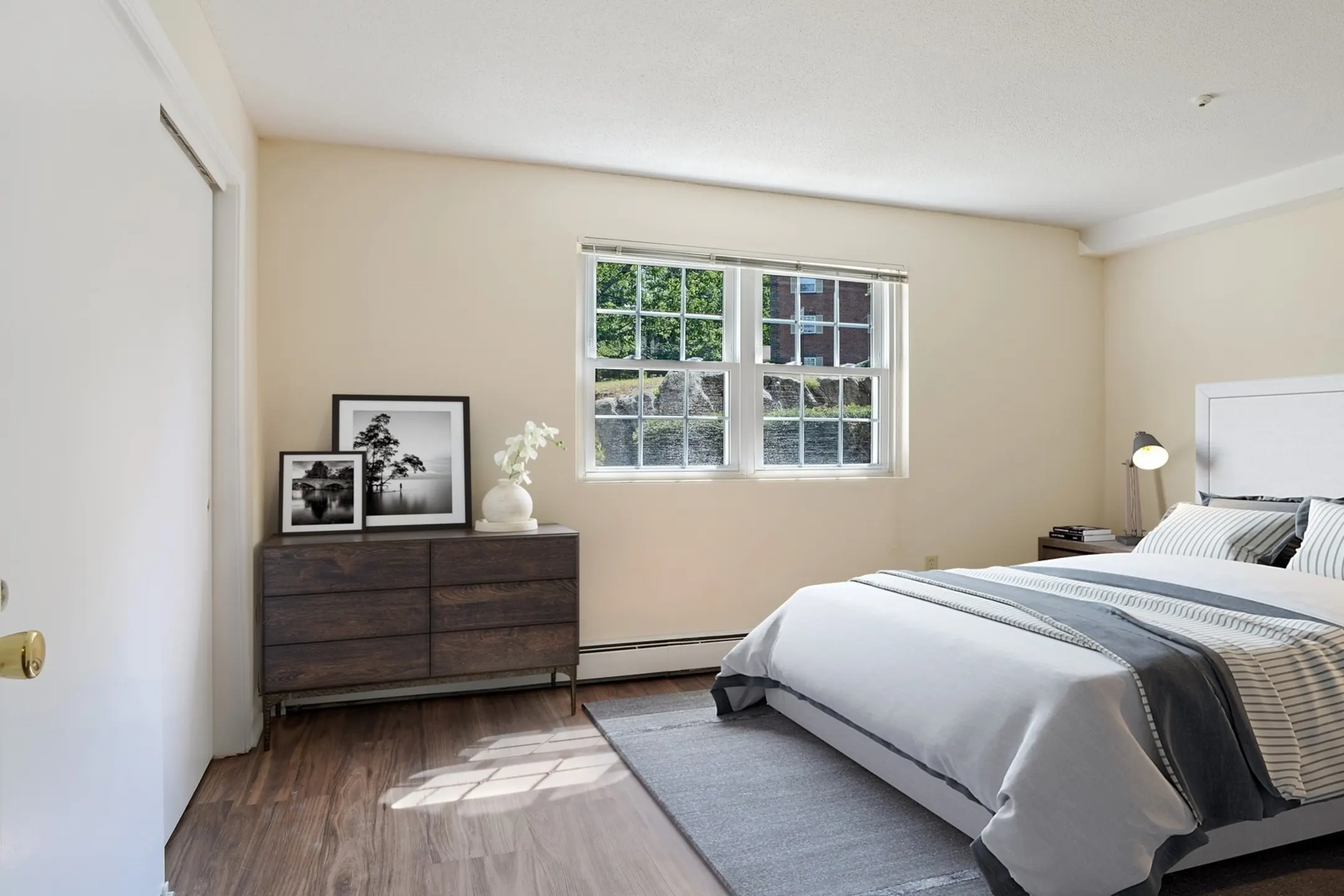 Wexford Village Apartment Homes 29 Duncannon Ave Worcester, MA