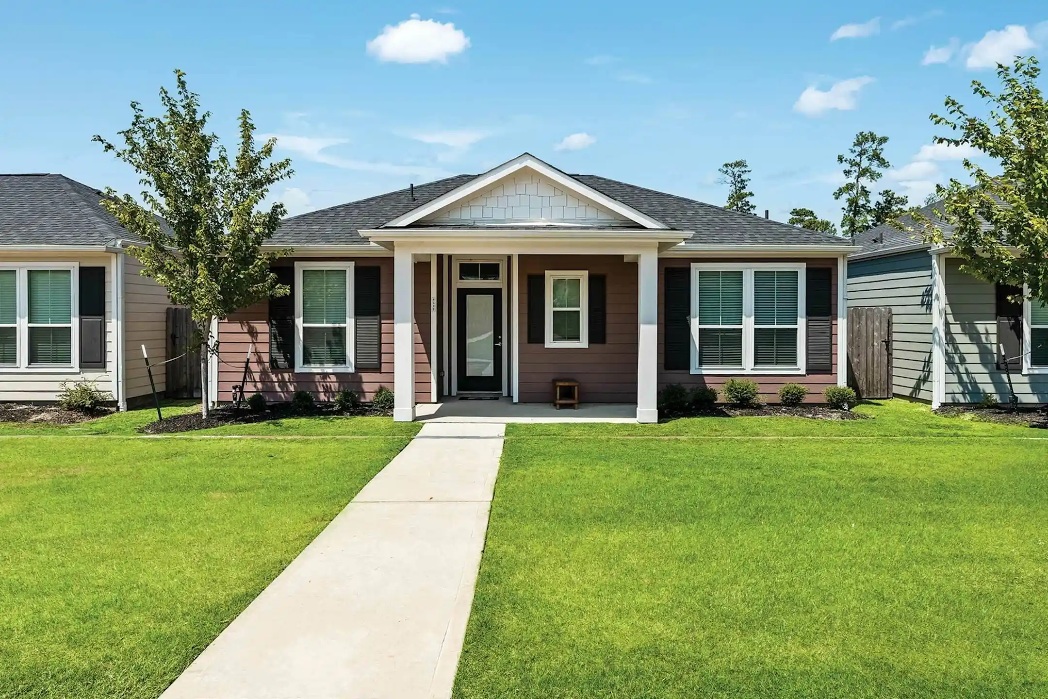 LEO at West Fork 2490 S Loop 336 W Conroe, TX Apartments for Rent