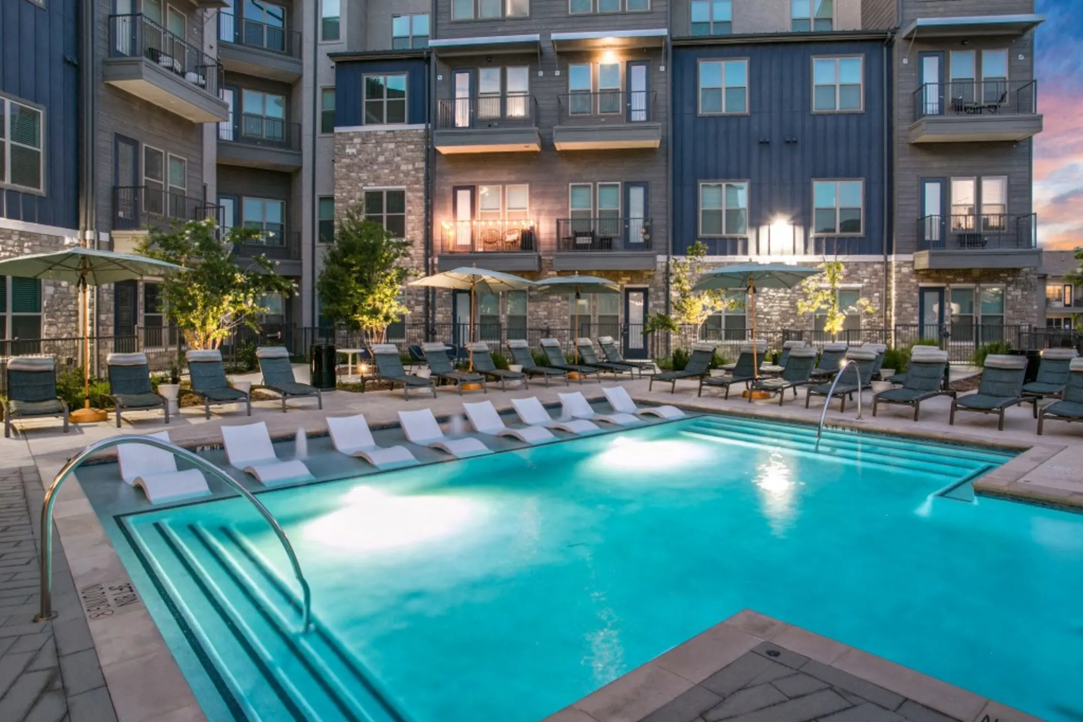 Westloop Apartments Irving
