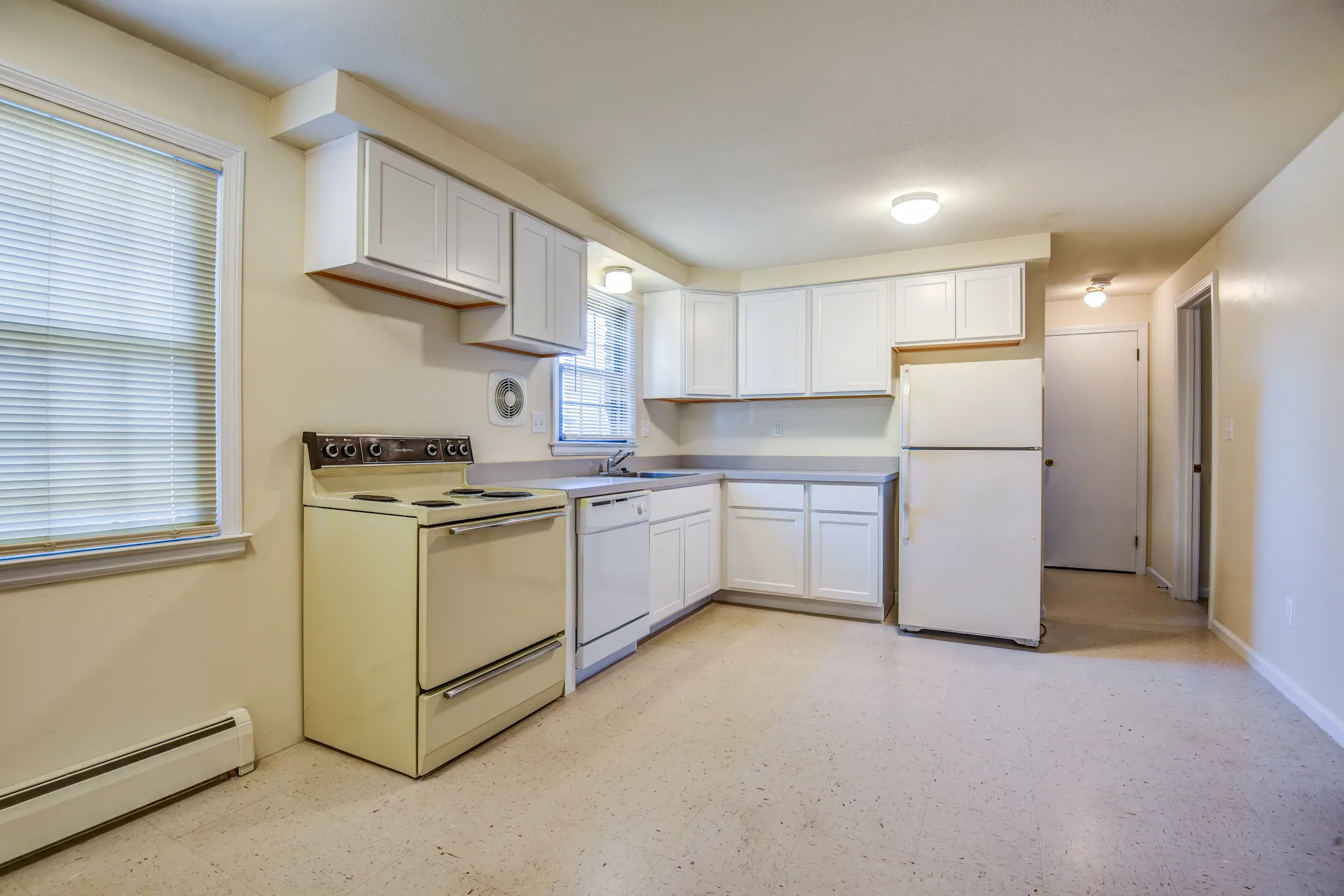 Candlelight Apartments Apartments Glastonbury, CT 06033