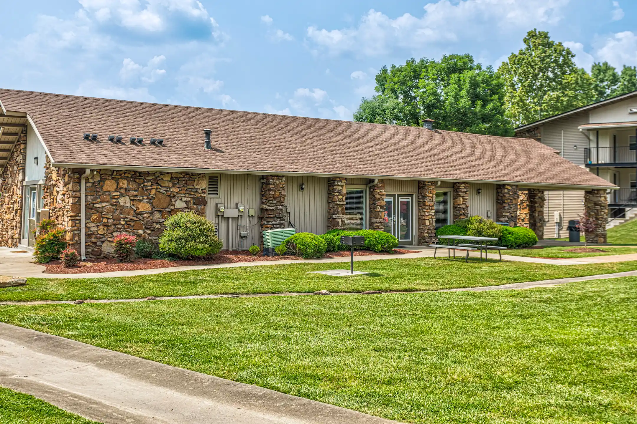 Summerfield Place Apartments Goodlettsville, TN 37072