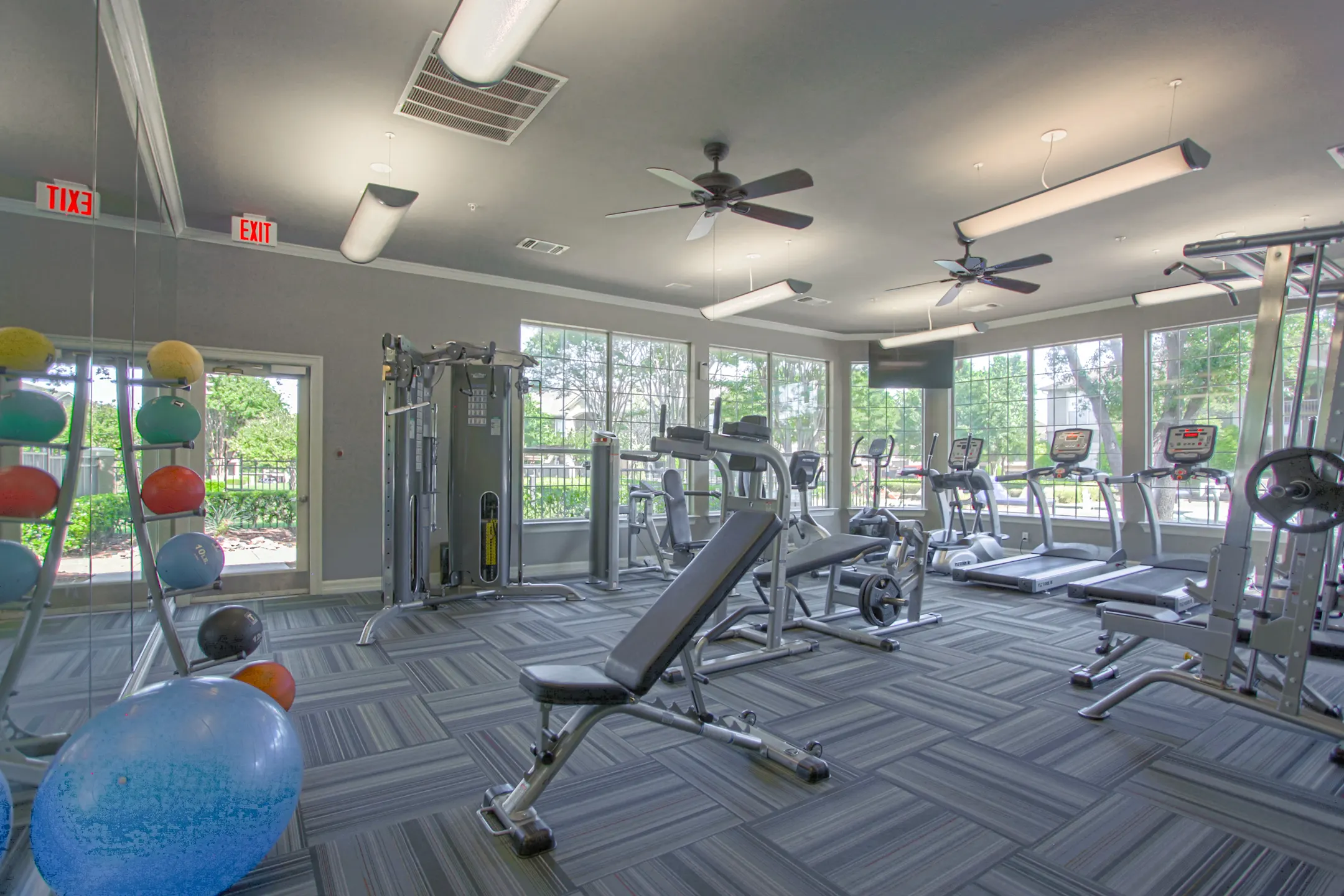 Fitness Weight Room - Legends At Chase Oaks - Plano, TX