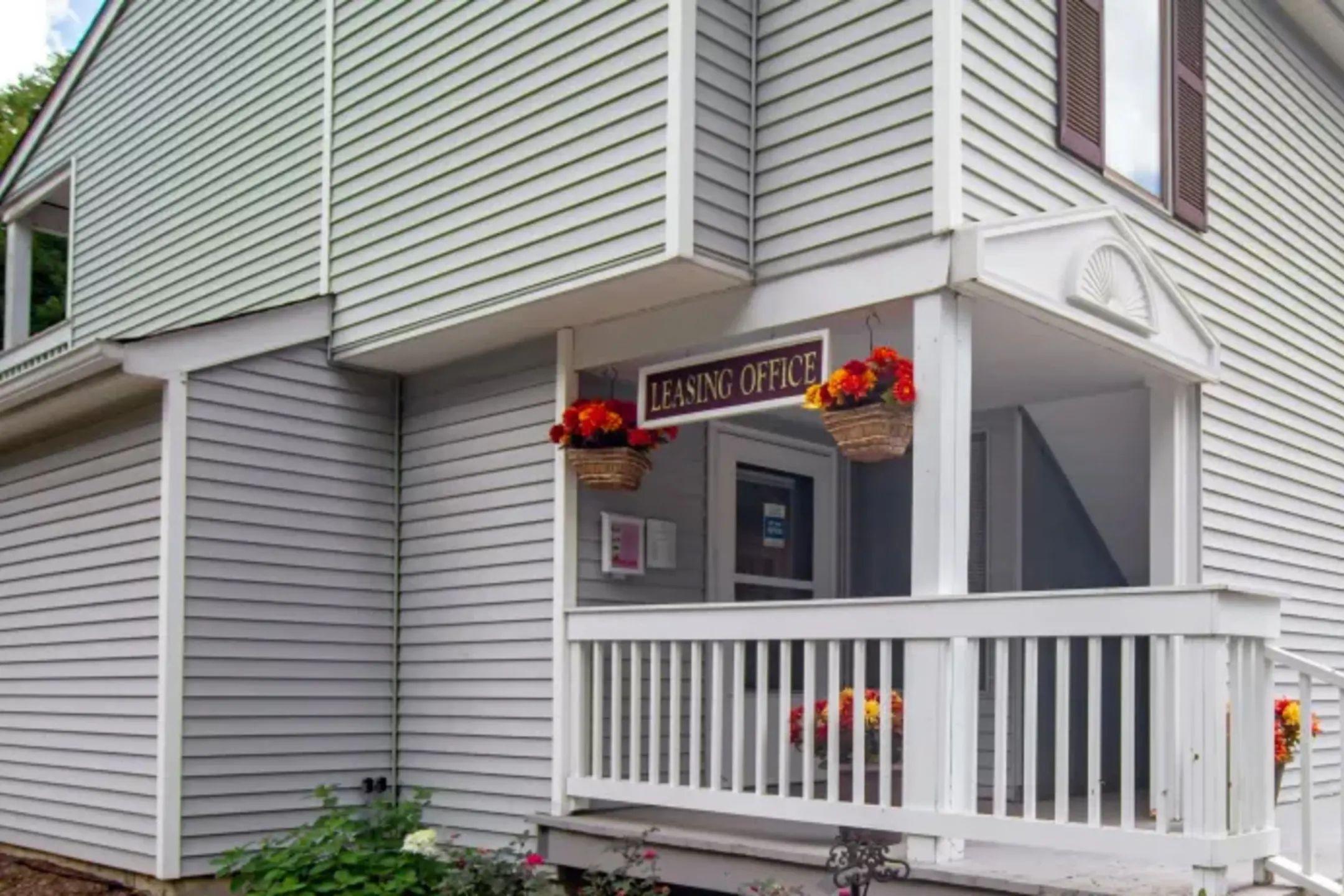 Fox Hill Apartments Apartments Enfield, CT 06082