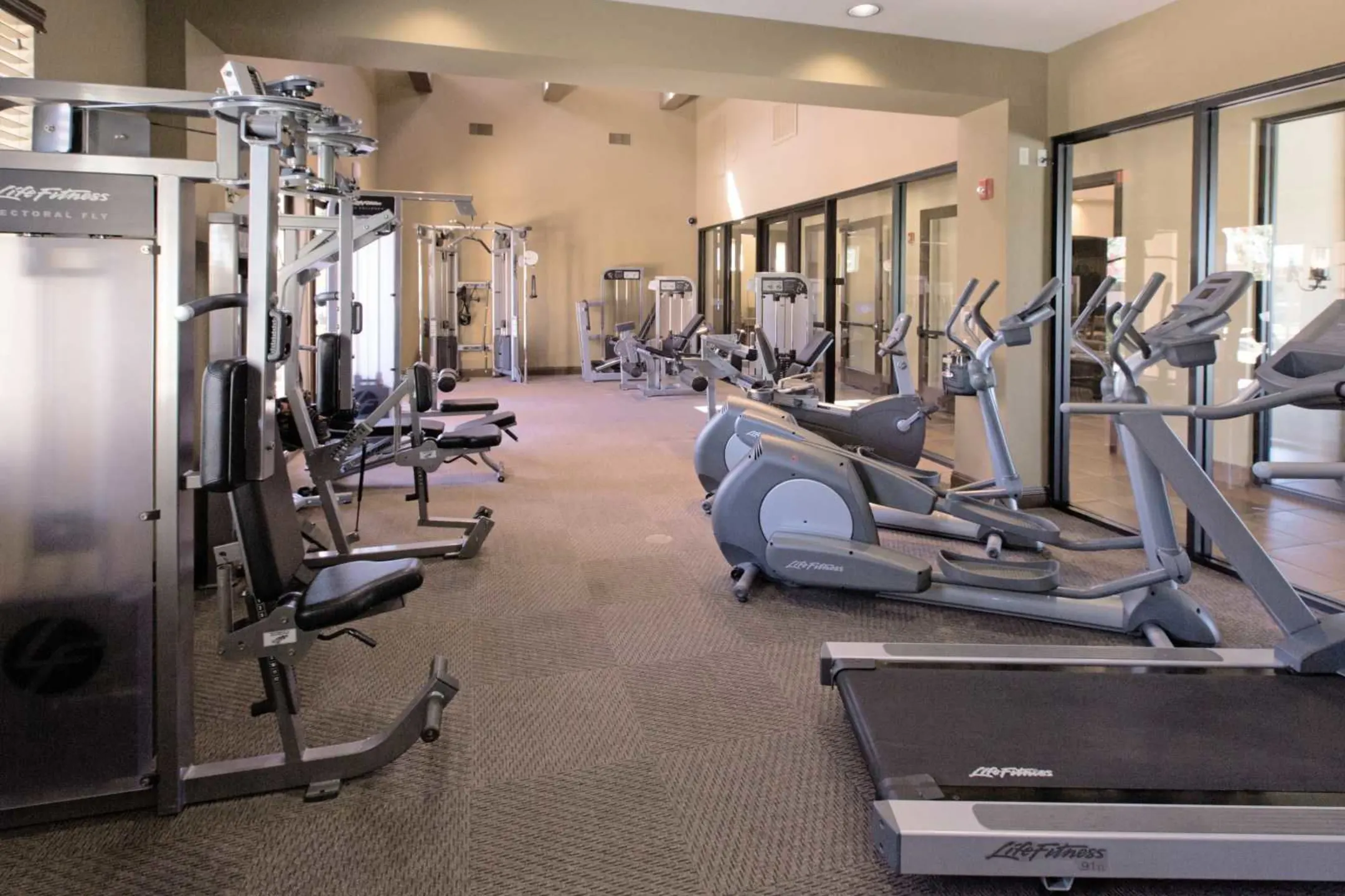Fitness Weight Room - Palmilla Luxury Apartment Homes - Fresno, CA
