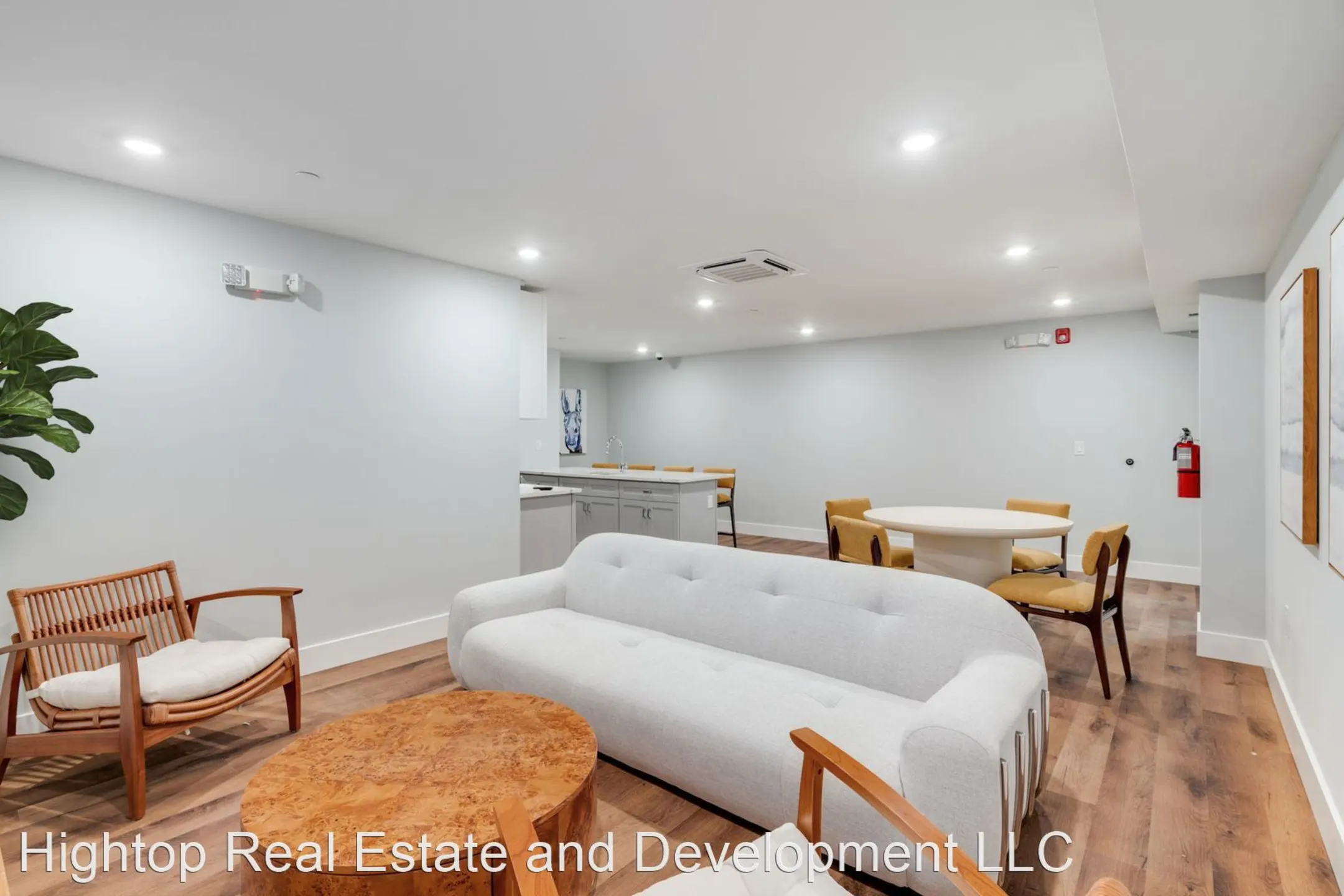 Living Room - The Dally - Philadelphia, PA
