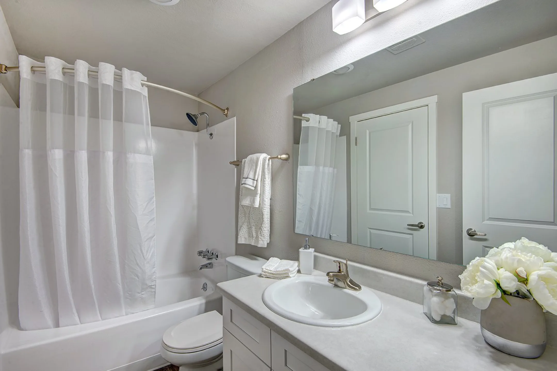 Bathroom - Timbre Apartments - Lakewood, WA