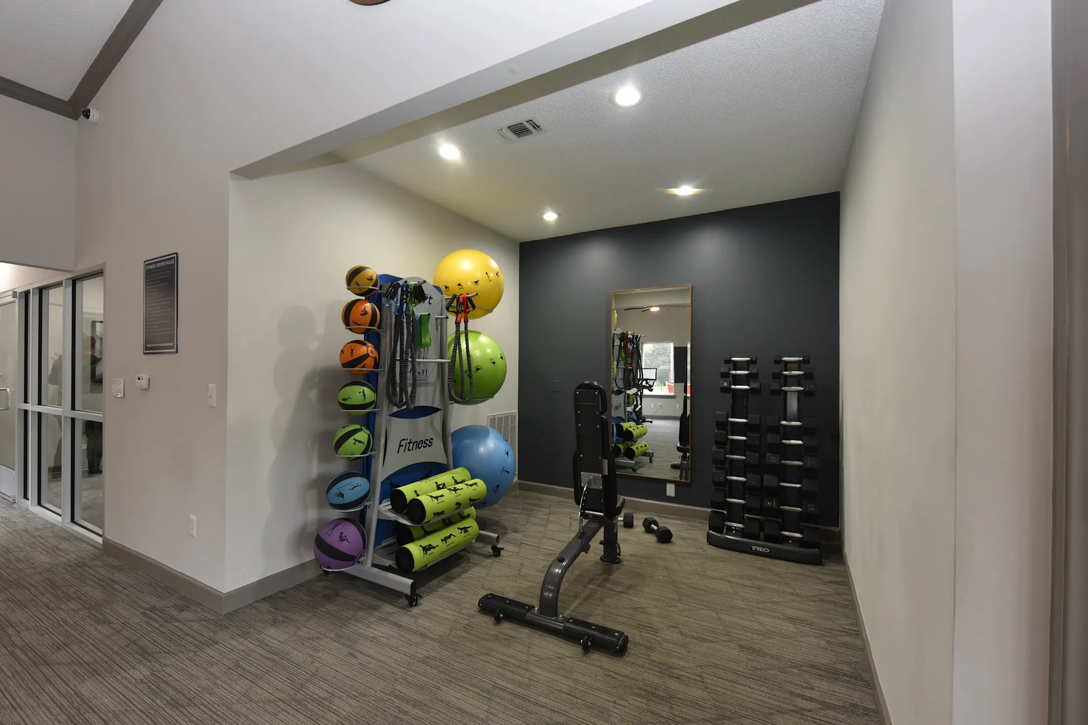 Emery Apartment Homes 7604 Standifer Gap Rd Chattanooga, TN