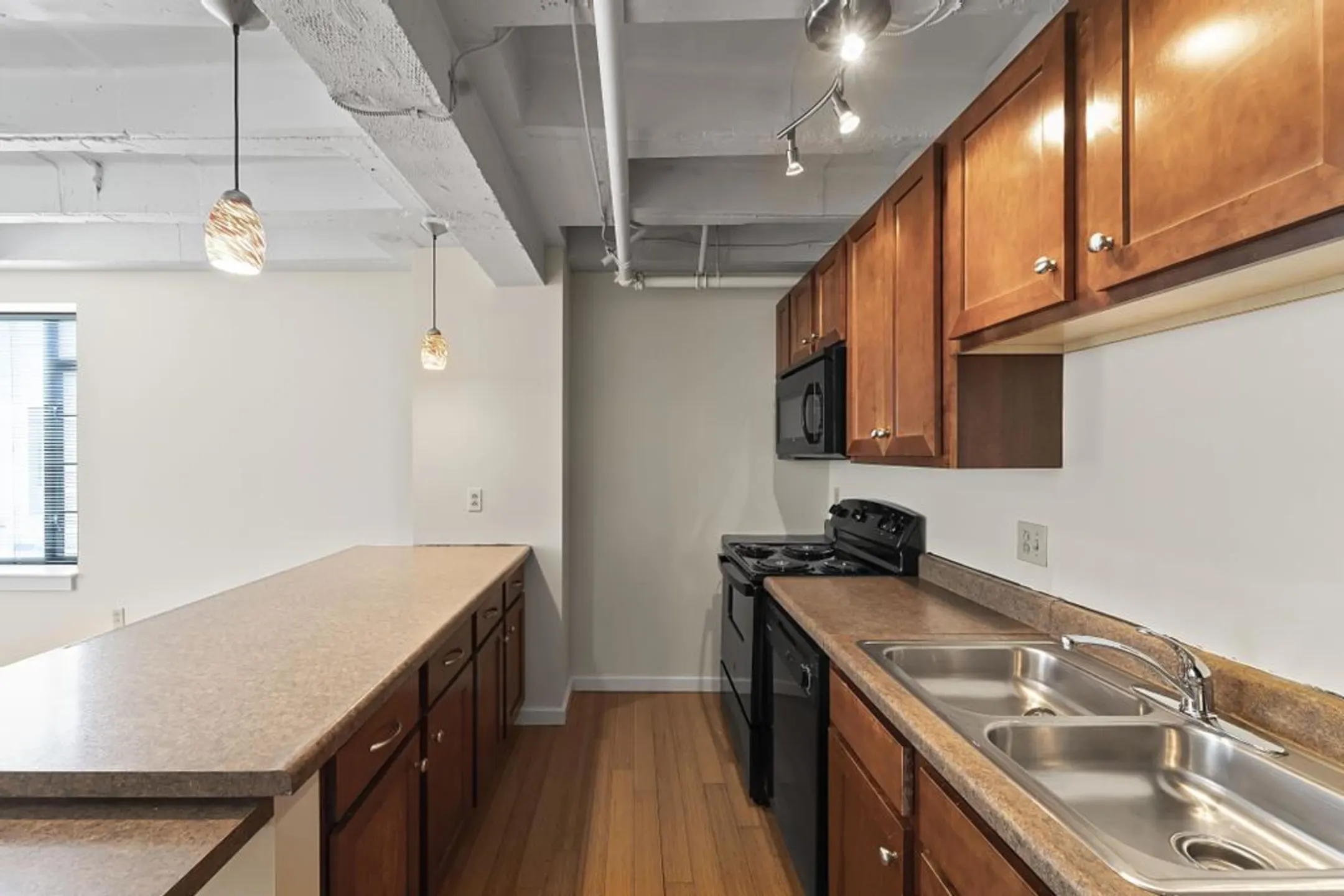 Kitchen - Storyboard On Pine - Saint Louis, MO