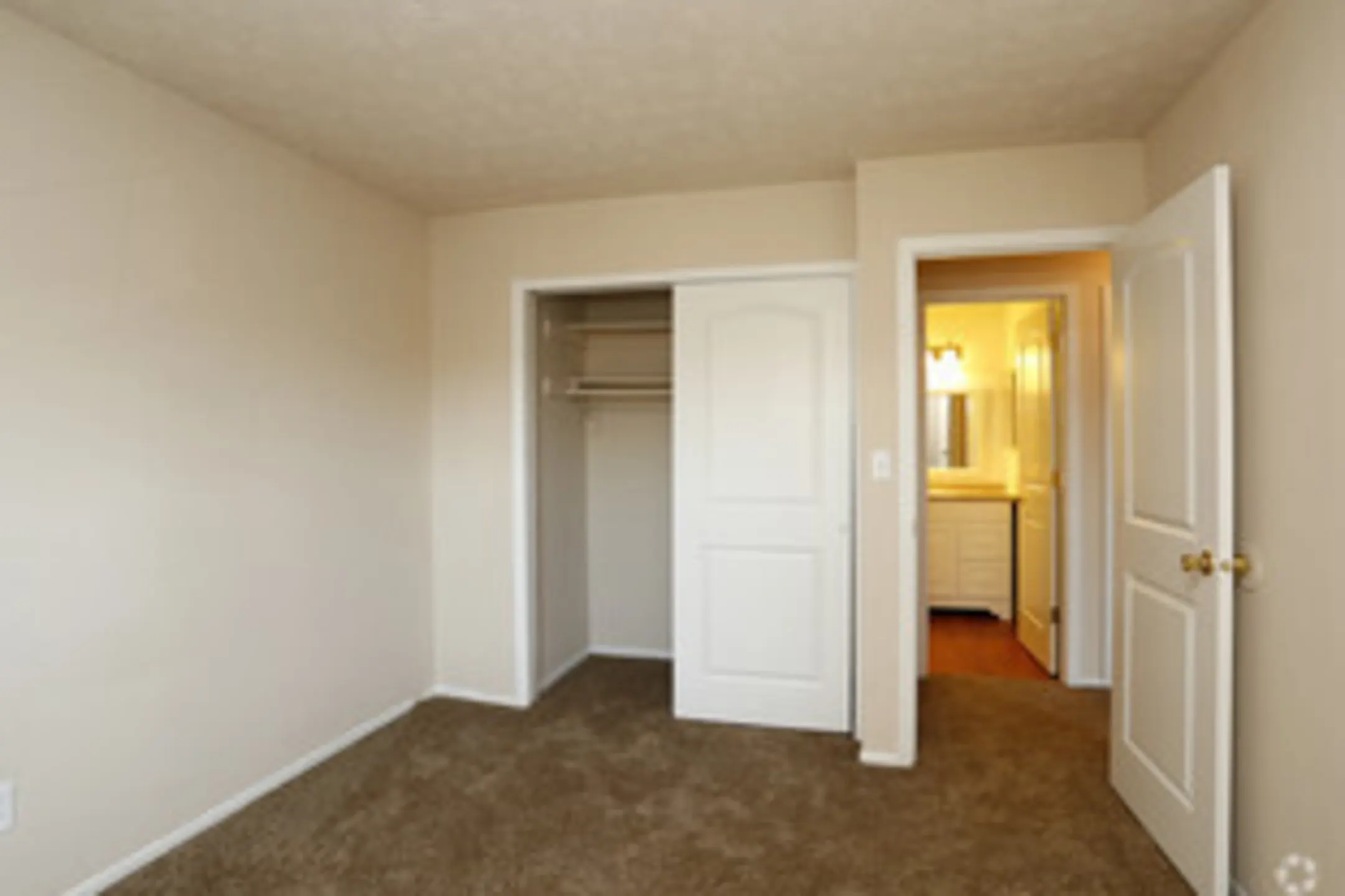 Castleton Manor 5850 Laketon Dr Indianapolis, IN Apartments for Rent Rent.