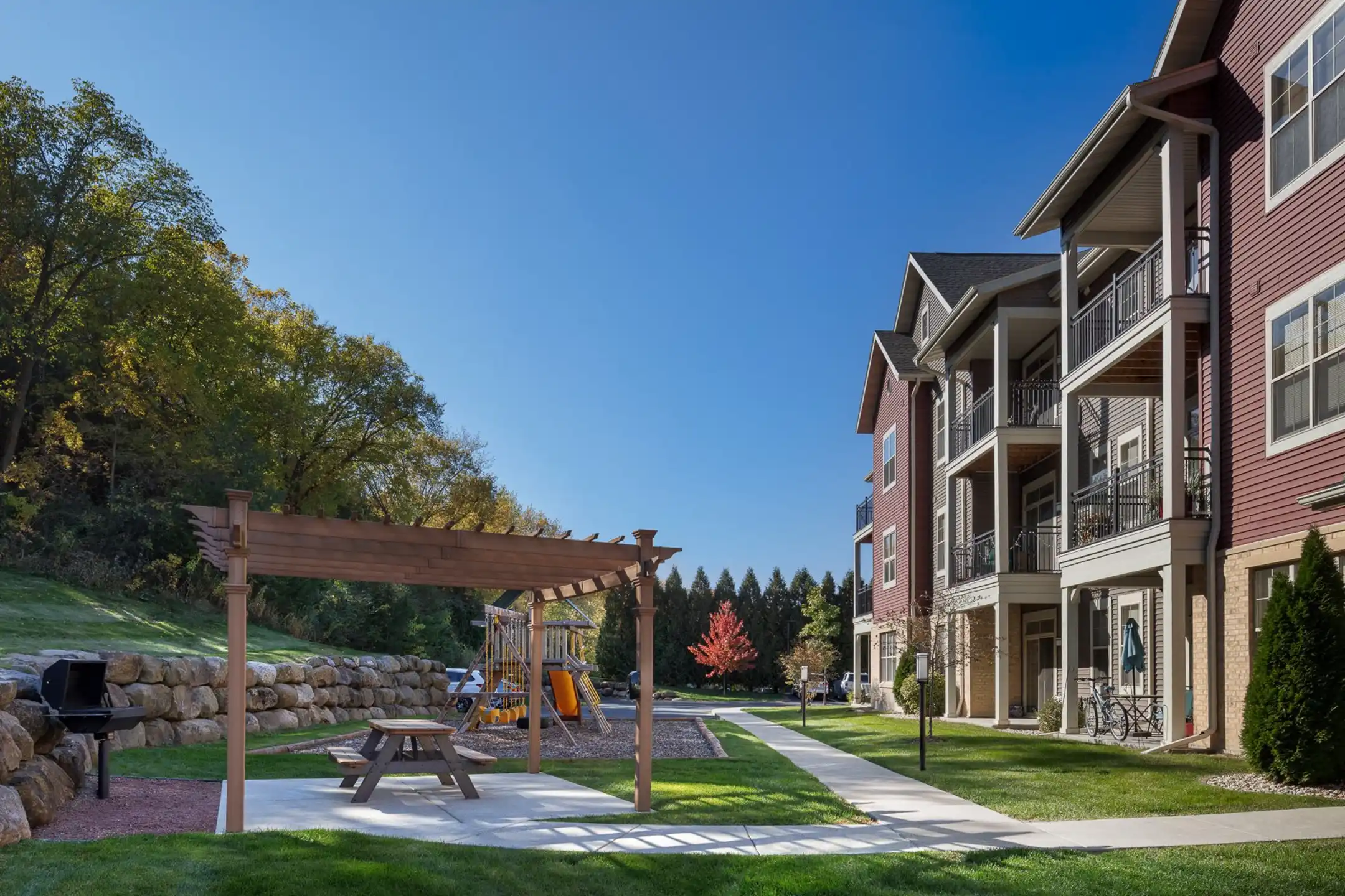 Mill Creek Apartments Apartments Cross Plains, WI 53528