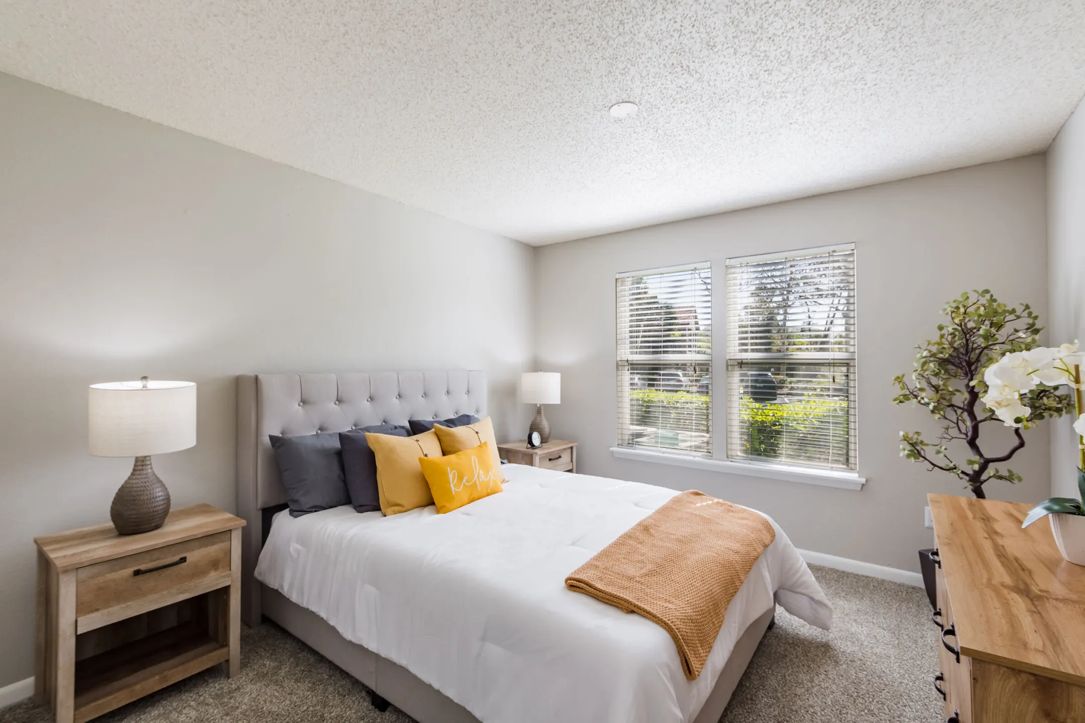 Bedroom - The Wesley Apartments - Orlando, FL
