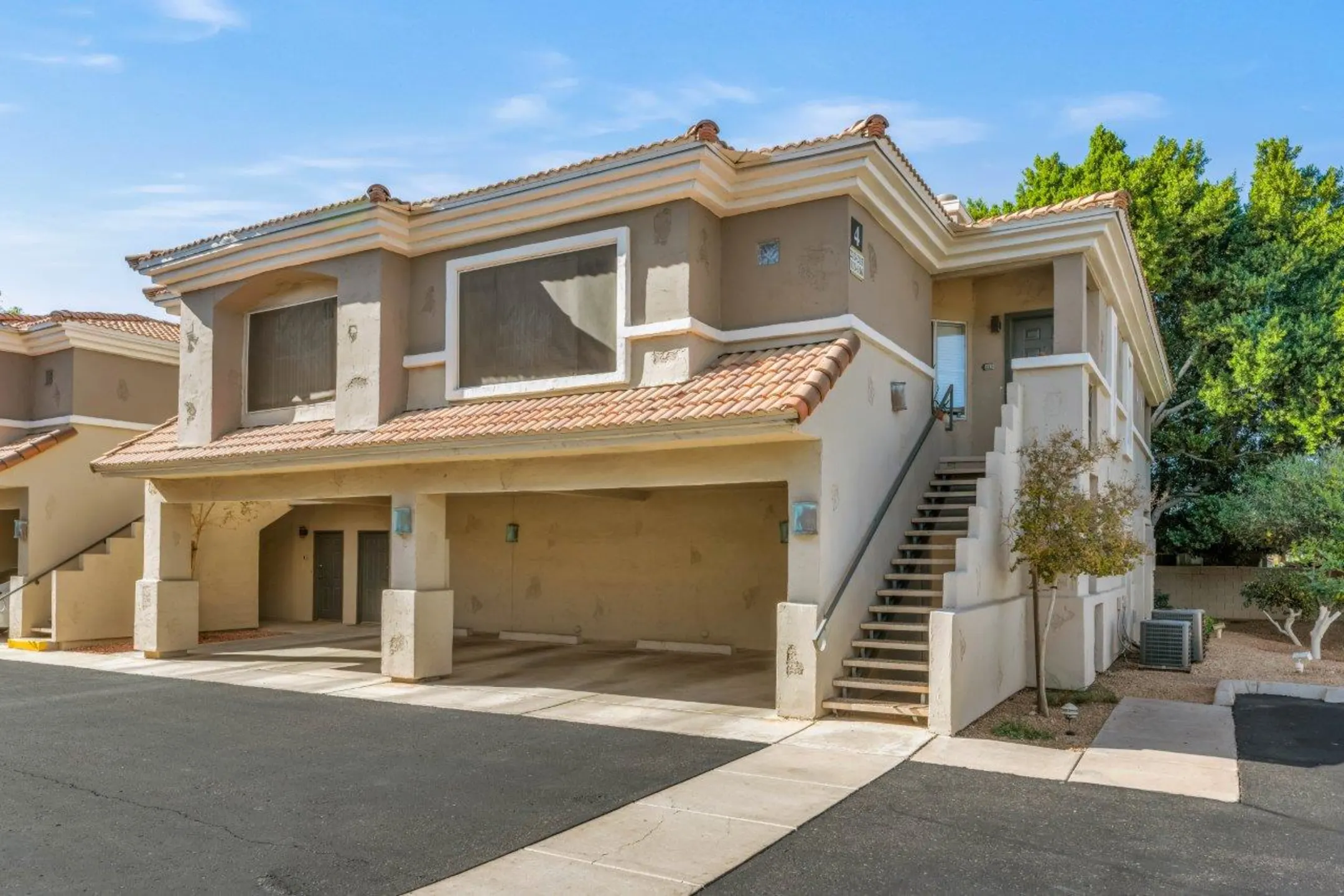 Building - The Townhomes At Biltmore - Phoenix, AZ