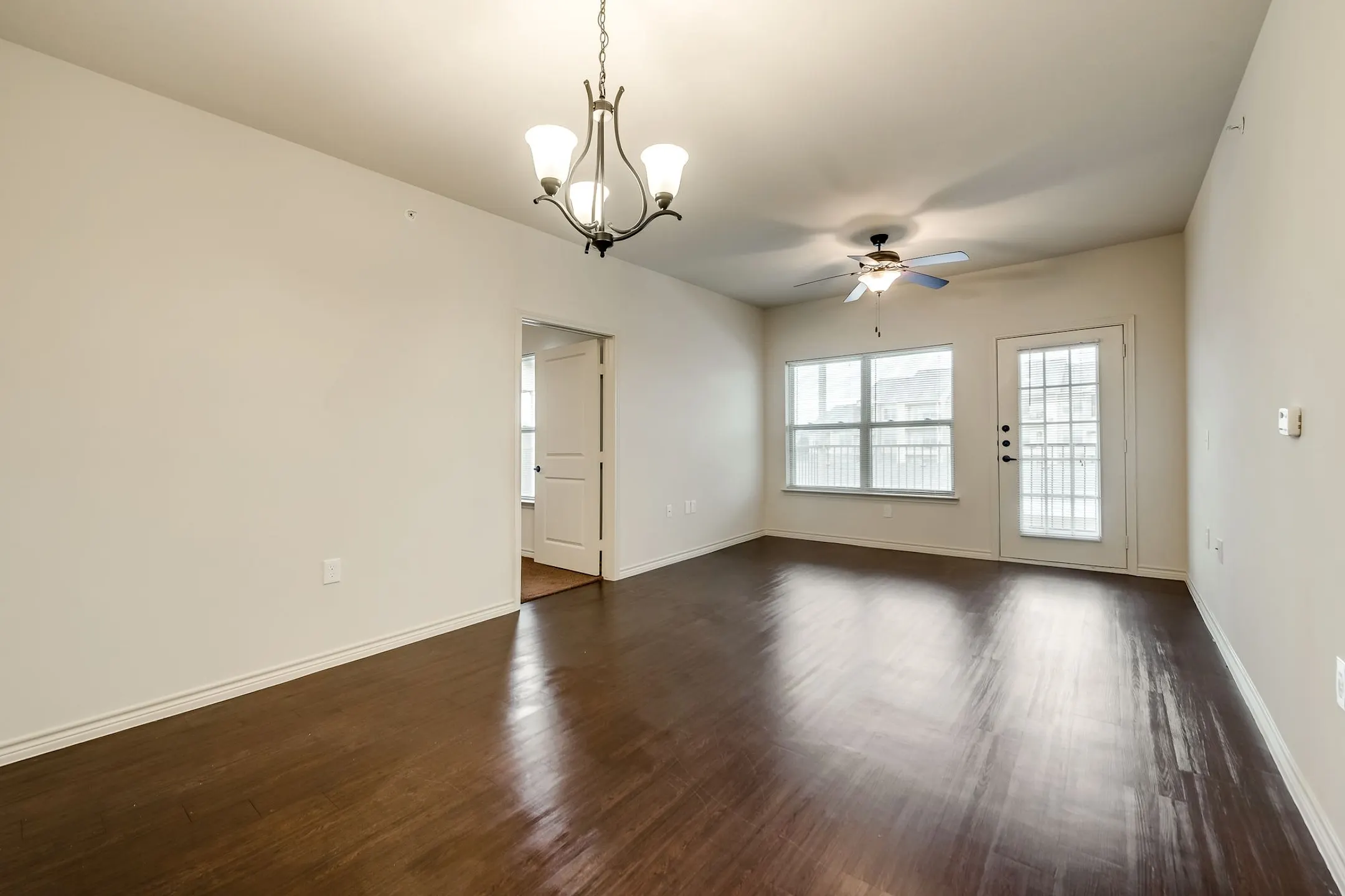 Majors Place Apartment Homes 2410 W Jack Finney Blvd Greenville, TX