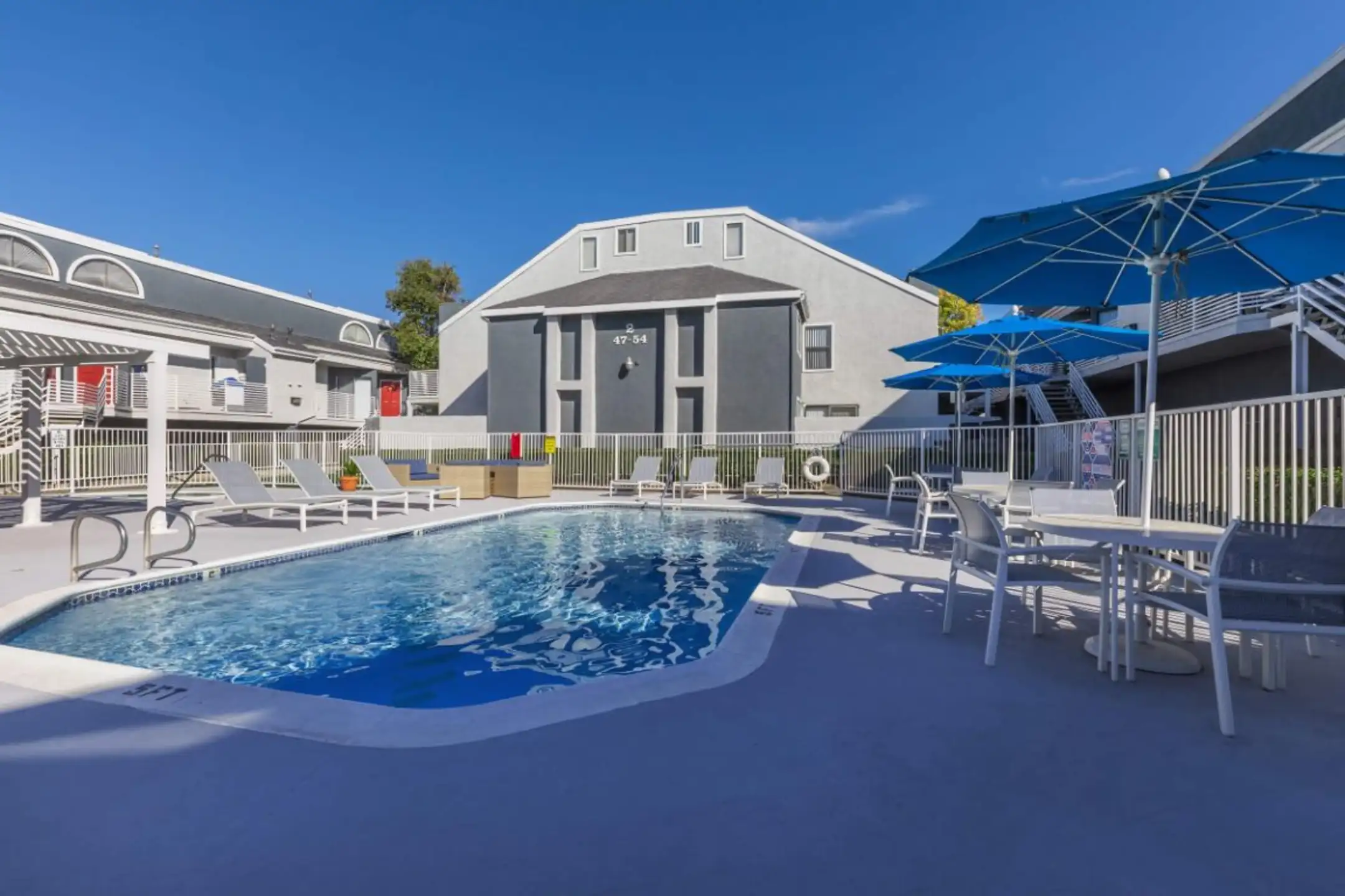 Madison Park Apartments - Riverside, CA