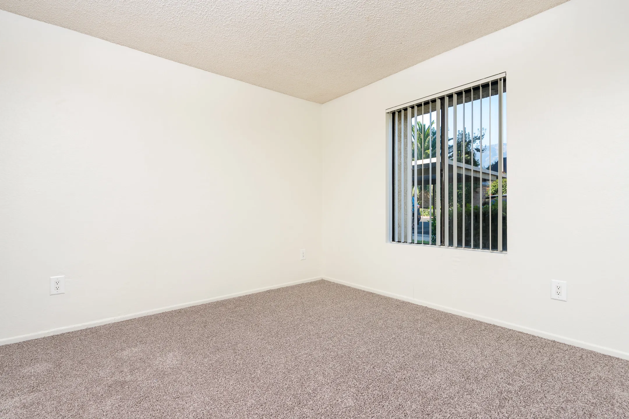 Woodbend Apartments - 7040 Archibald Ave | Rancho Cucamonga, CA ...