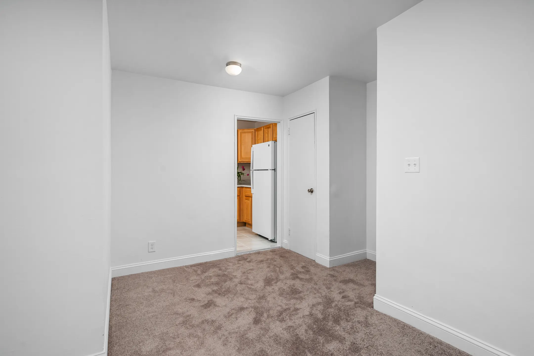 Crestwood Lake Apartments 90 Beaumont Circle Yonkers, NY Apartments