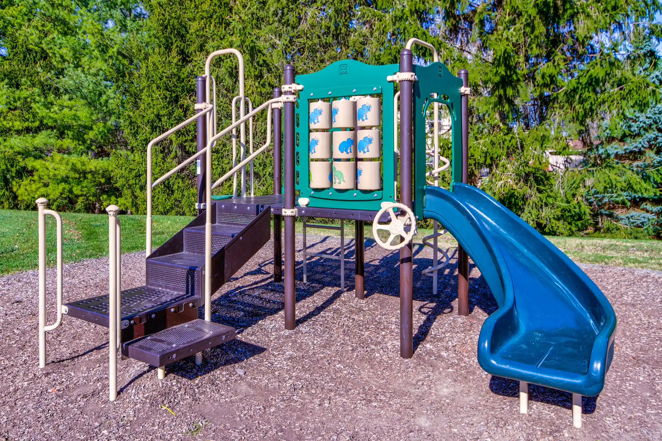 Lakeview Apartments 1800 Lakeside Dr Franklin, IN Apartments for