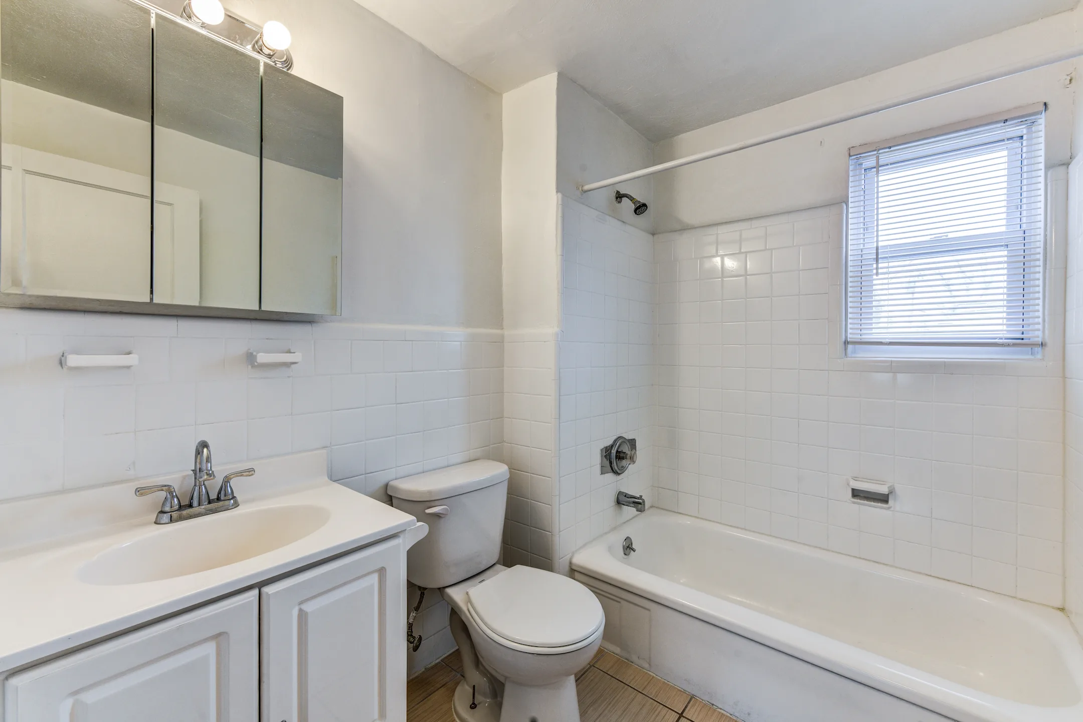 Oakland Gardens Apartments Oaklyn, NJ 08107