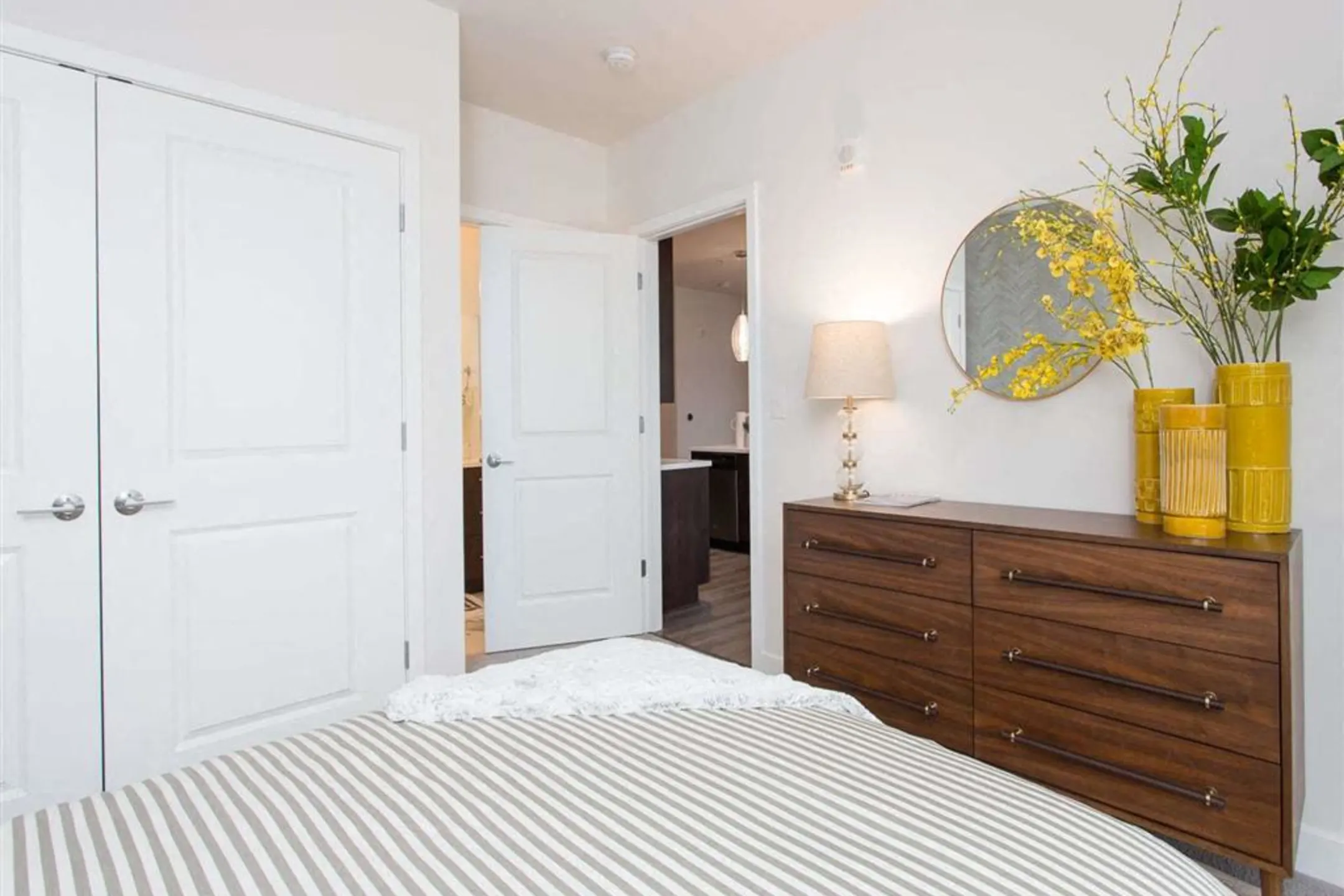 Ten at Clarendon 3110 10th Street N Arlington, VA Apartments for