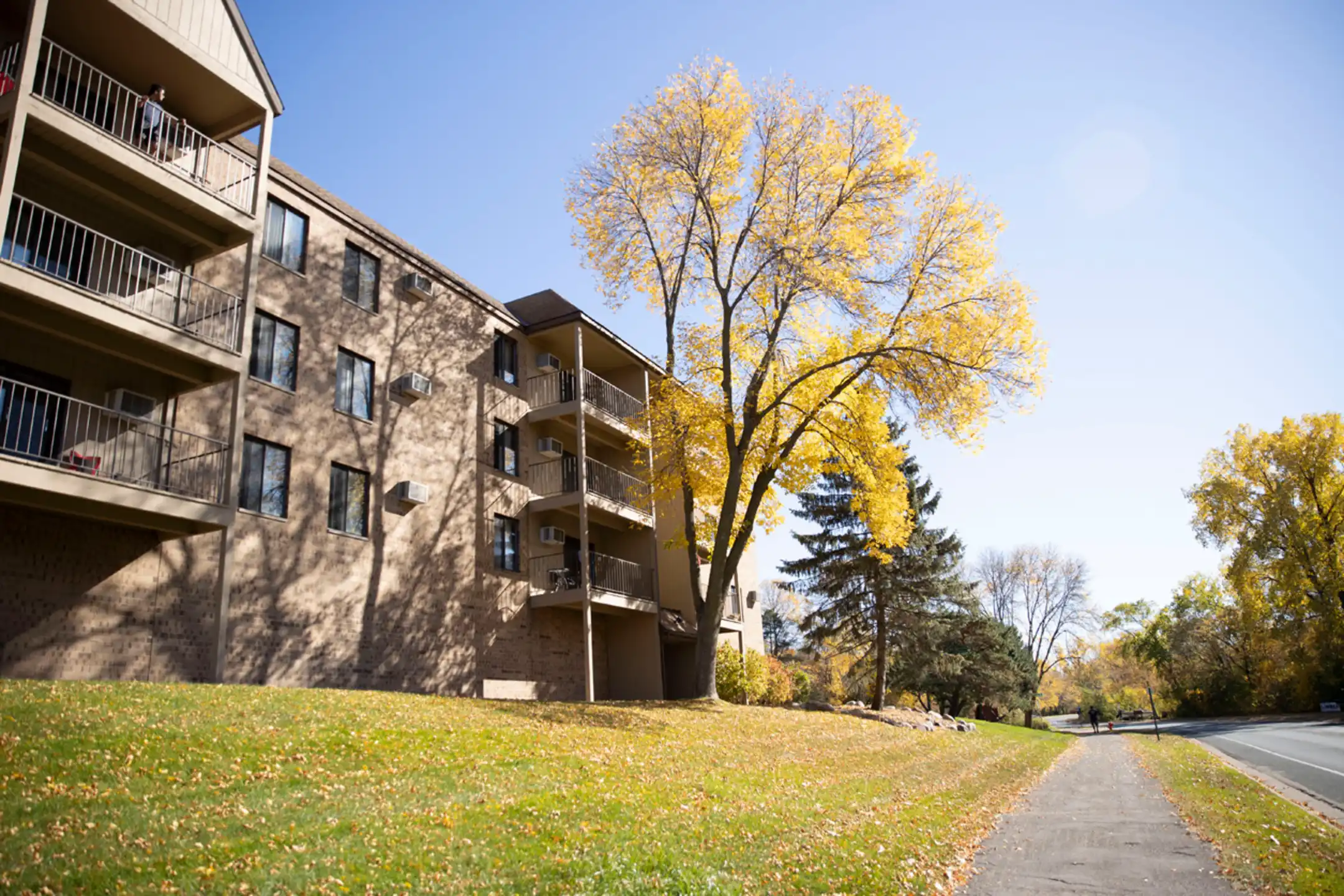 Eagle Ridge Apartments Apartments Maple Grove, MN 55369