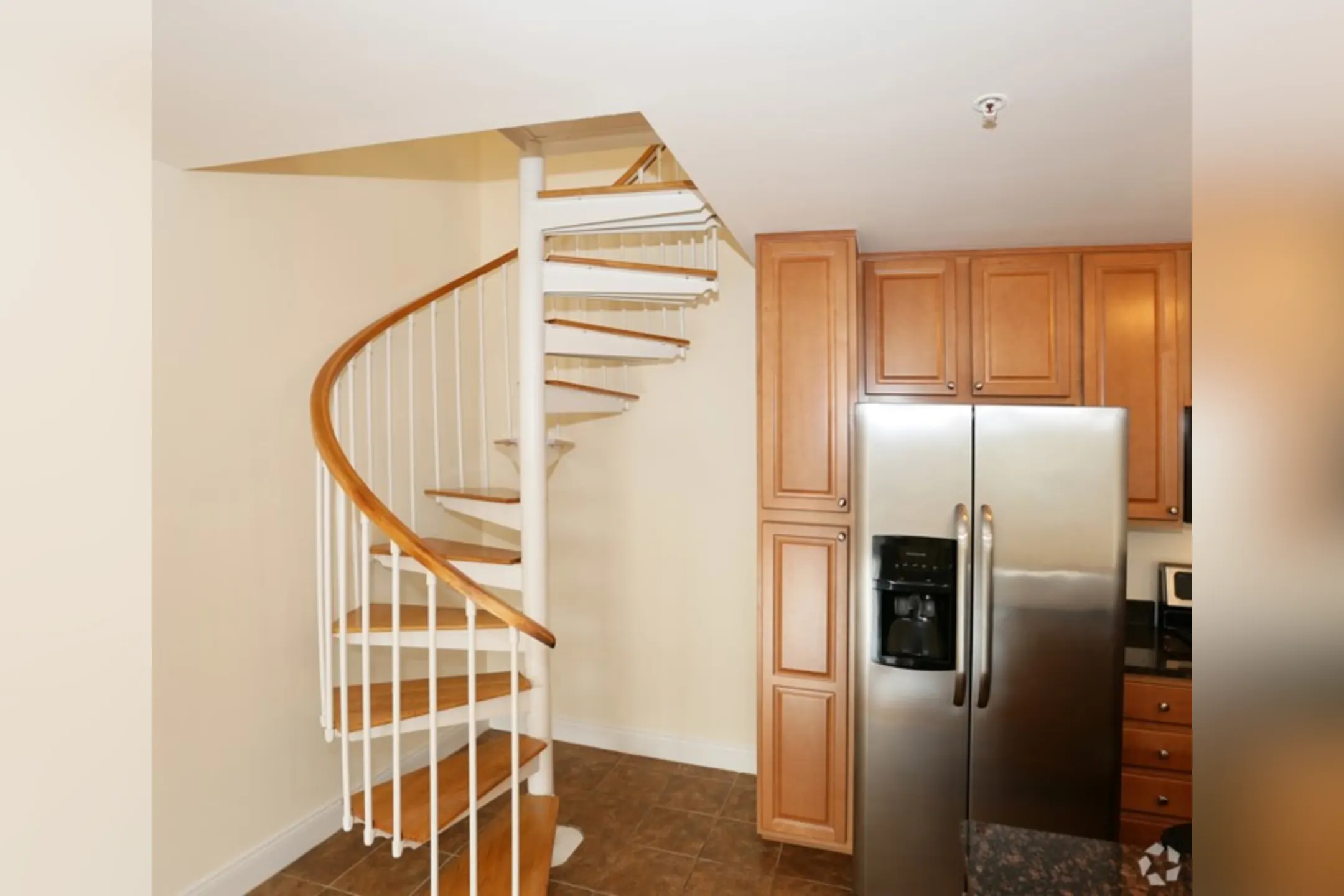 Mariners Landing 312 Portside Dr Edgewater, NJ Apartments for Rent