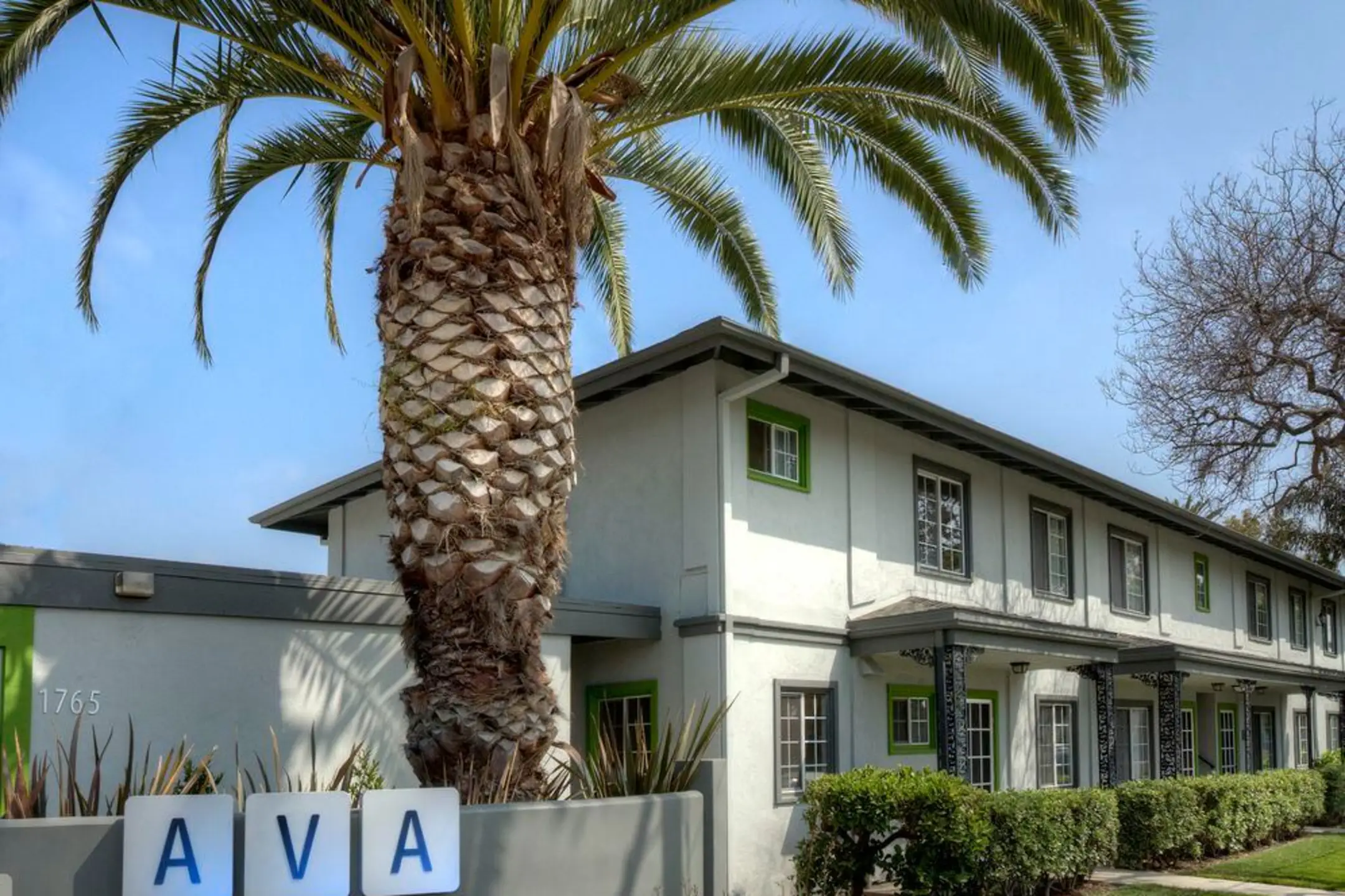 AVA Newport Apartments Costa Mesa, CA 92627