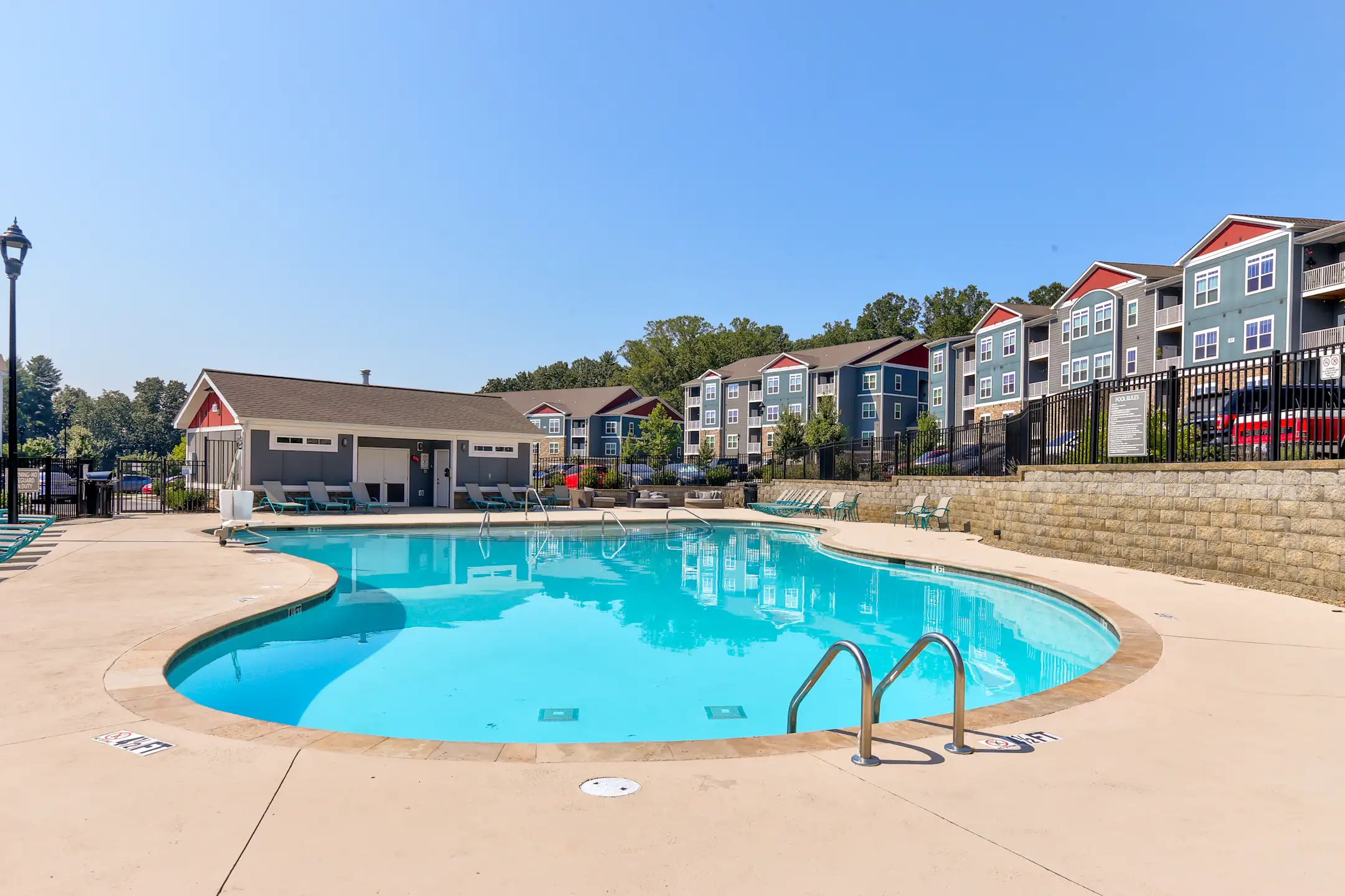 10 Newbridge Apartments 10 Newbridge Parkway Asheville, NC