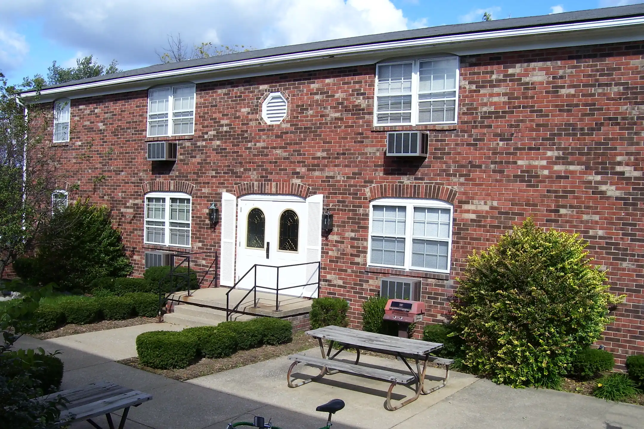 Building - Parker Real Estate Management - Bloomington, IN