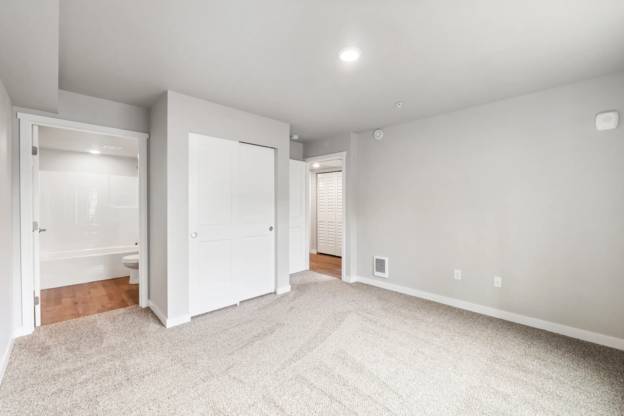 Hillside Apartments 18426 Veterans Memorial Drive East Bonney Lake