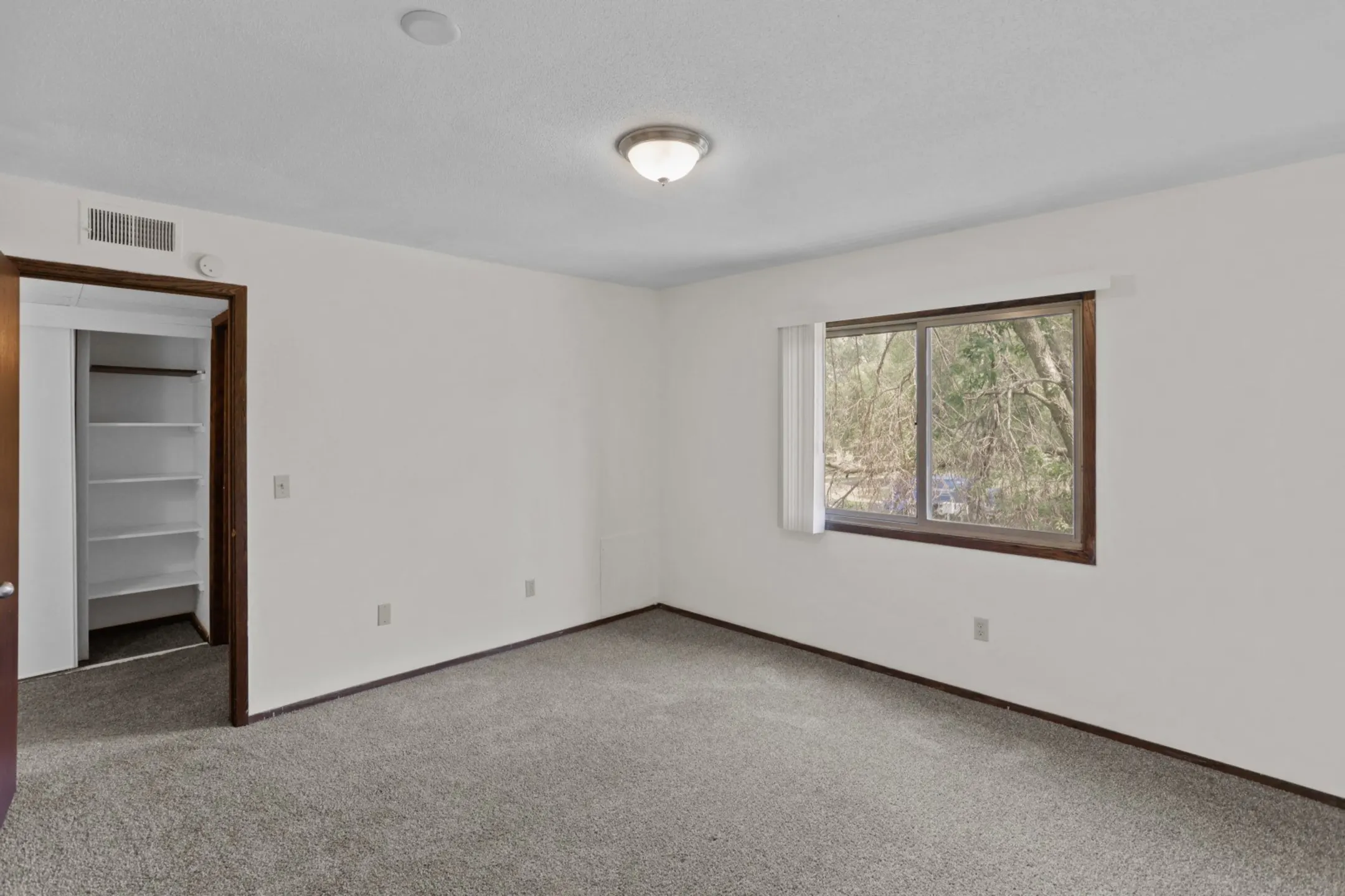 Parkridge Way Apartments New Hope, MN 55428
