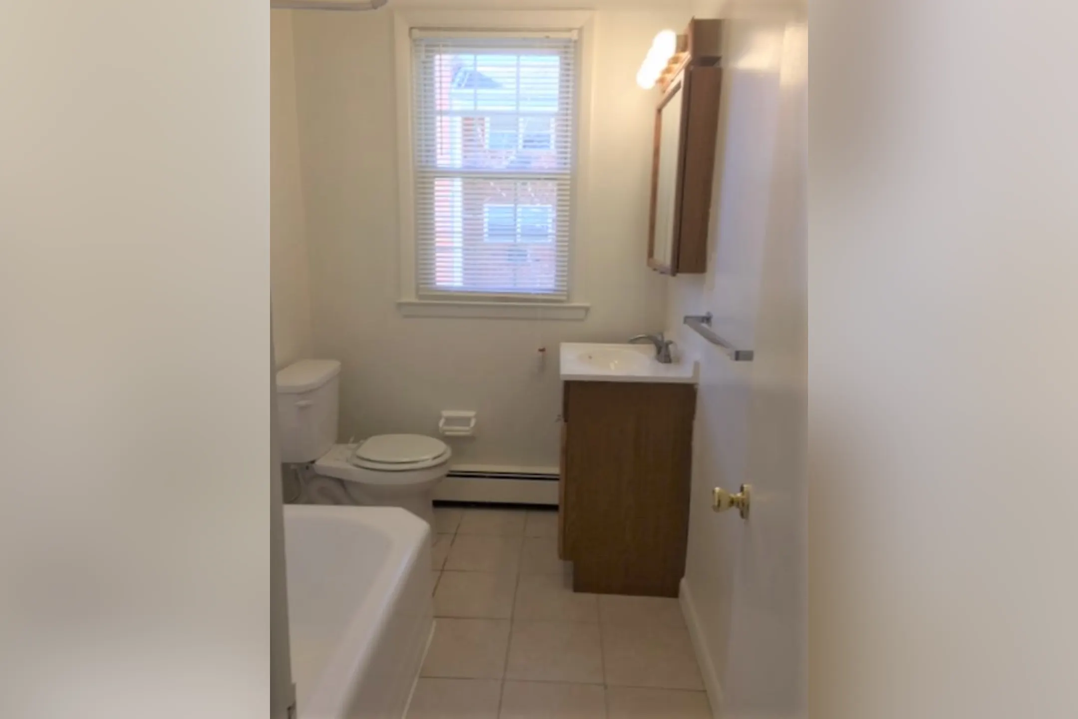 Stonewood Village 300 Walnut St Ridley Park, PA Apartments for Rent