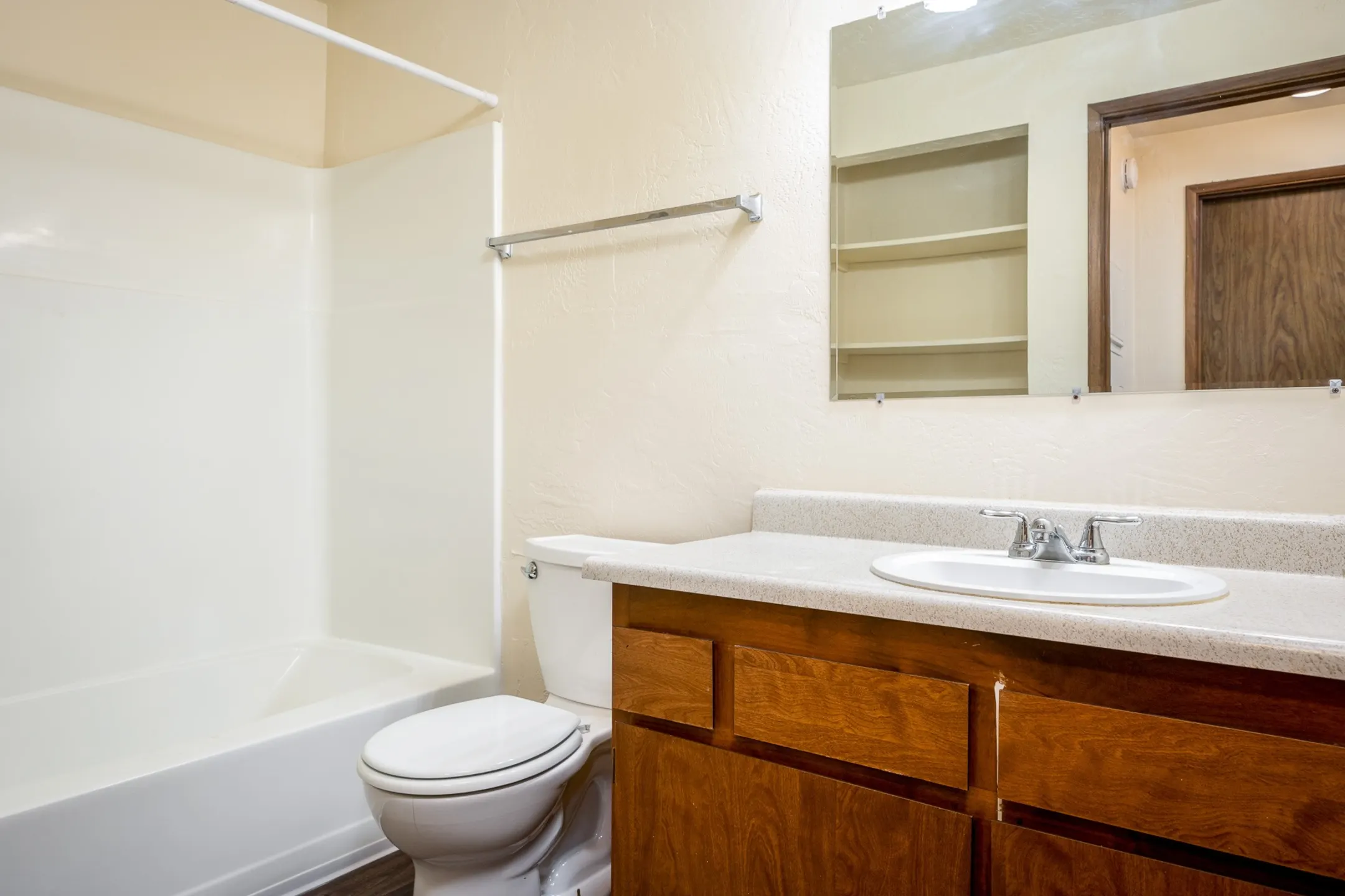 Broadway Center Apartments Eugene, OR 97401