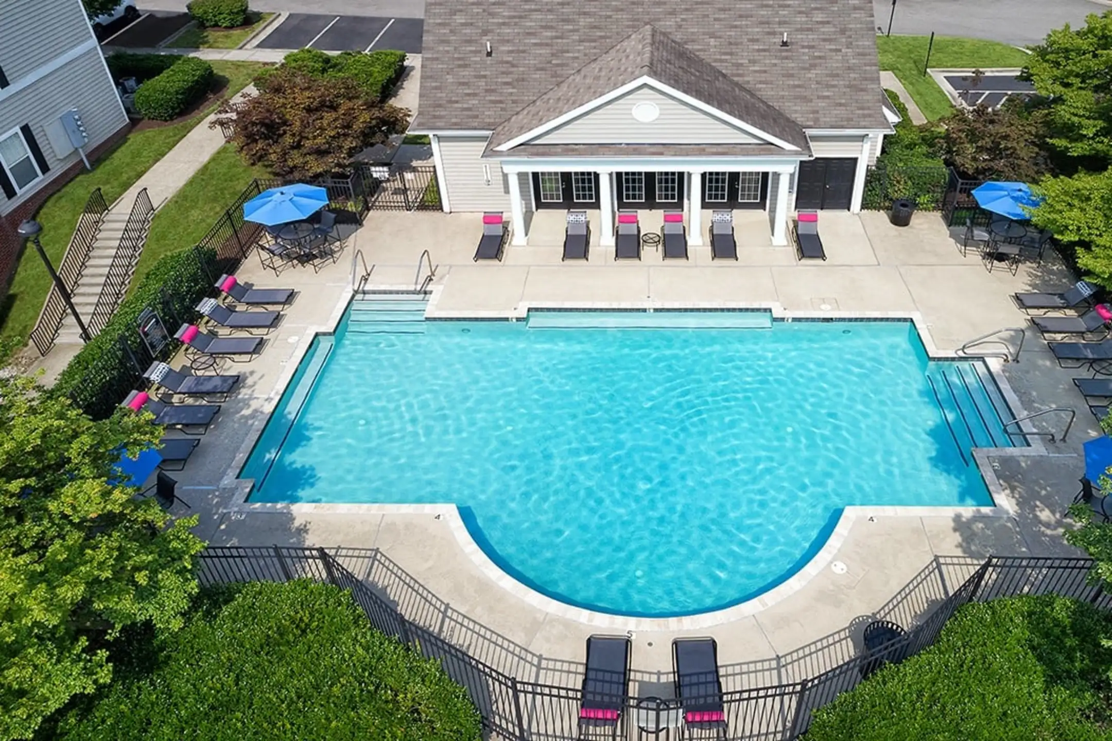 Kings Crossing Apartments Henrico, VA 23238