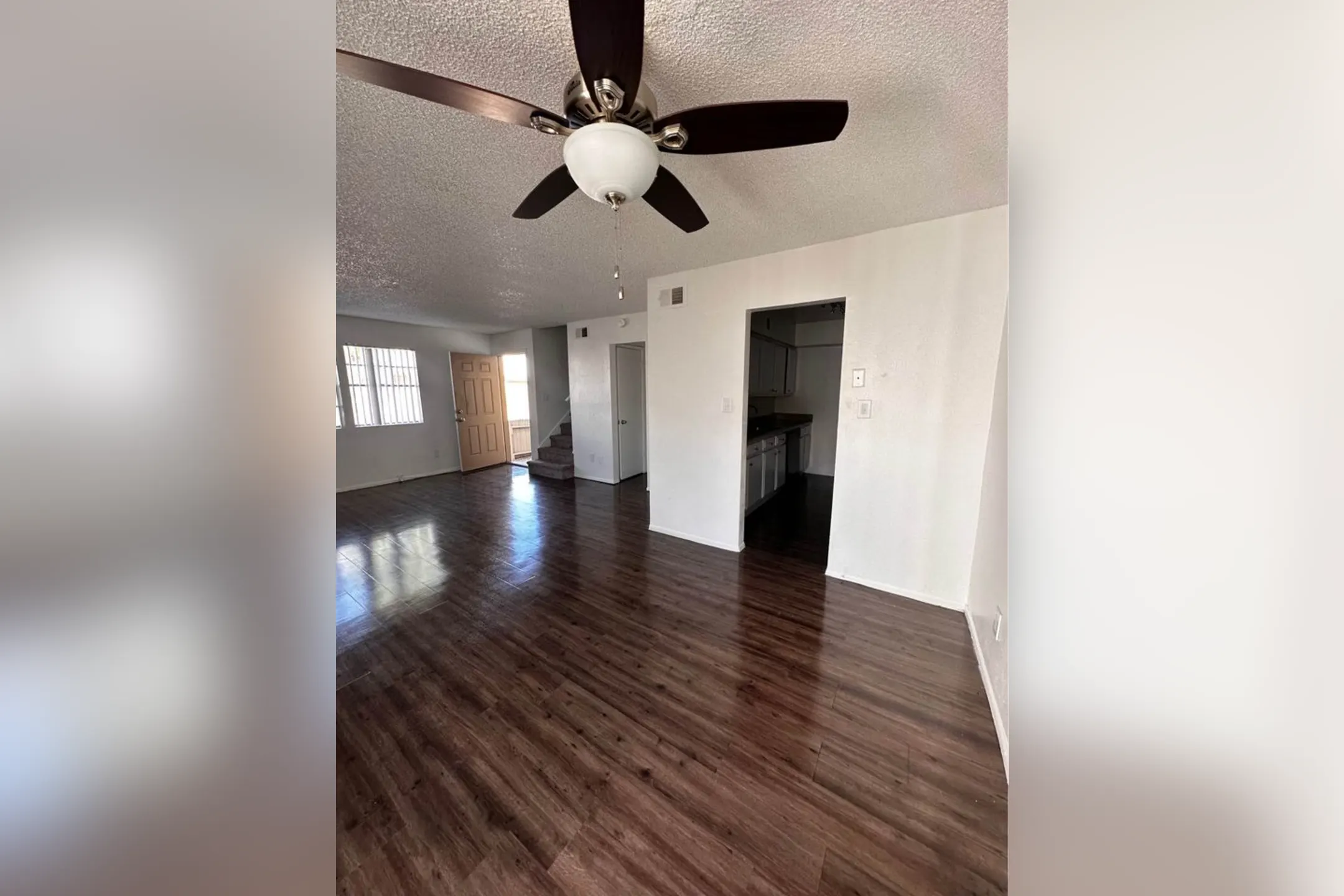 Thunderbird Villas Apartments Phoenix, AZ 85042