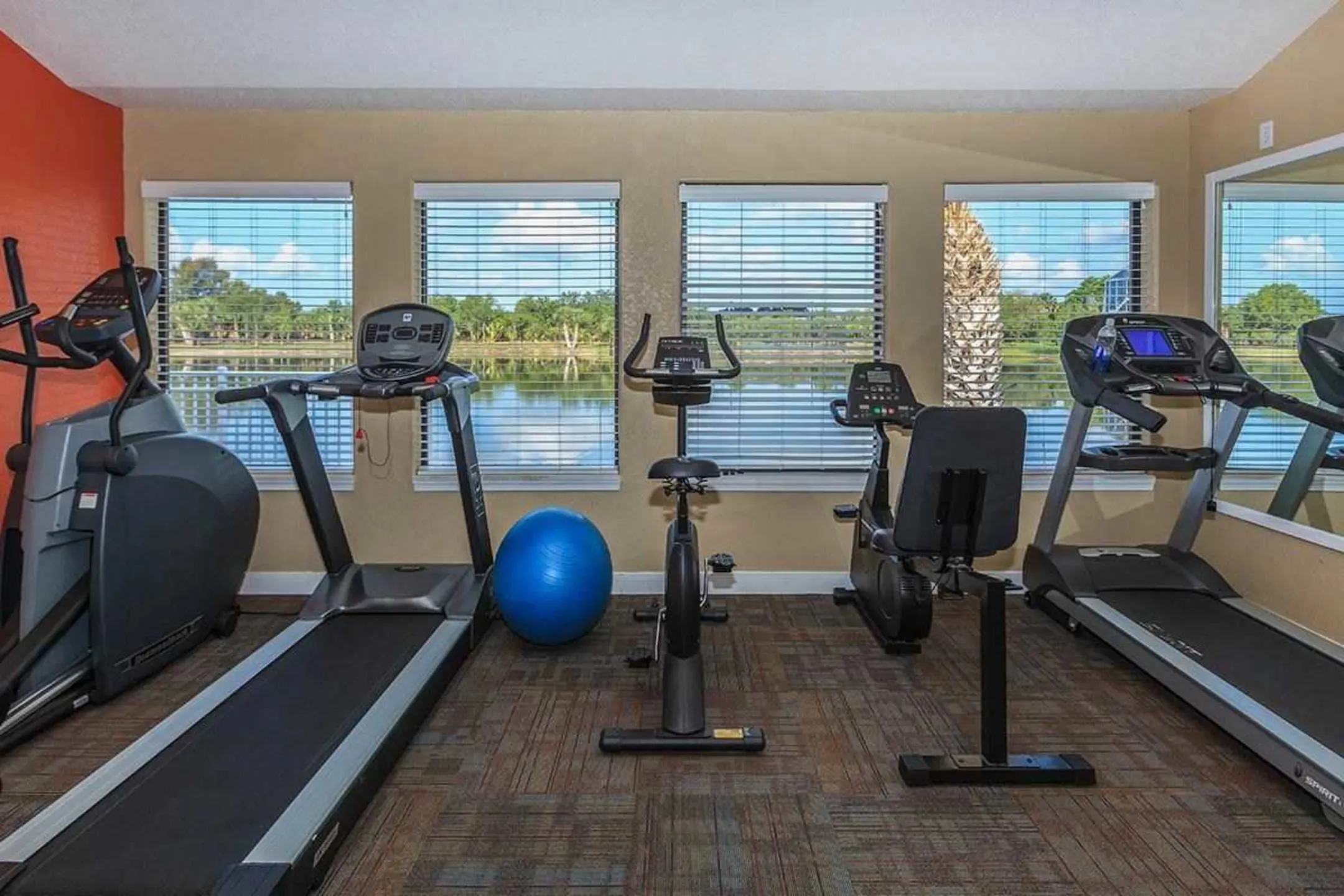 Recreation Area - Fountain Lake Apartments - Bradenton, FL
