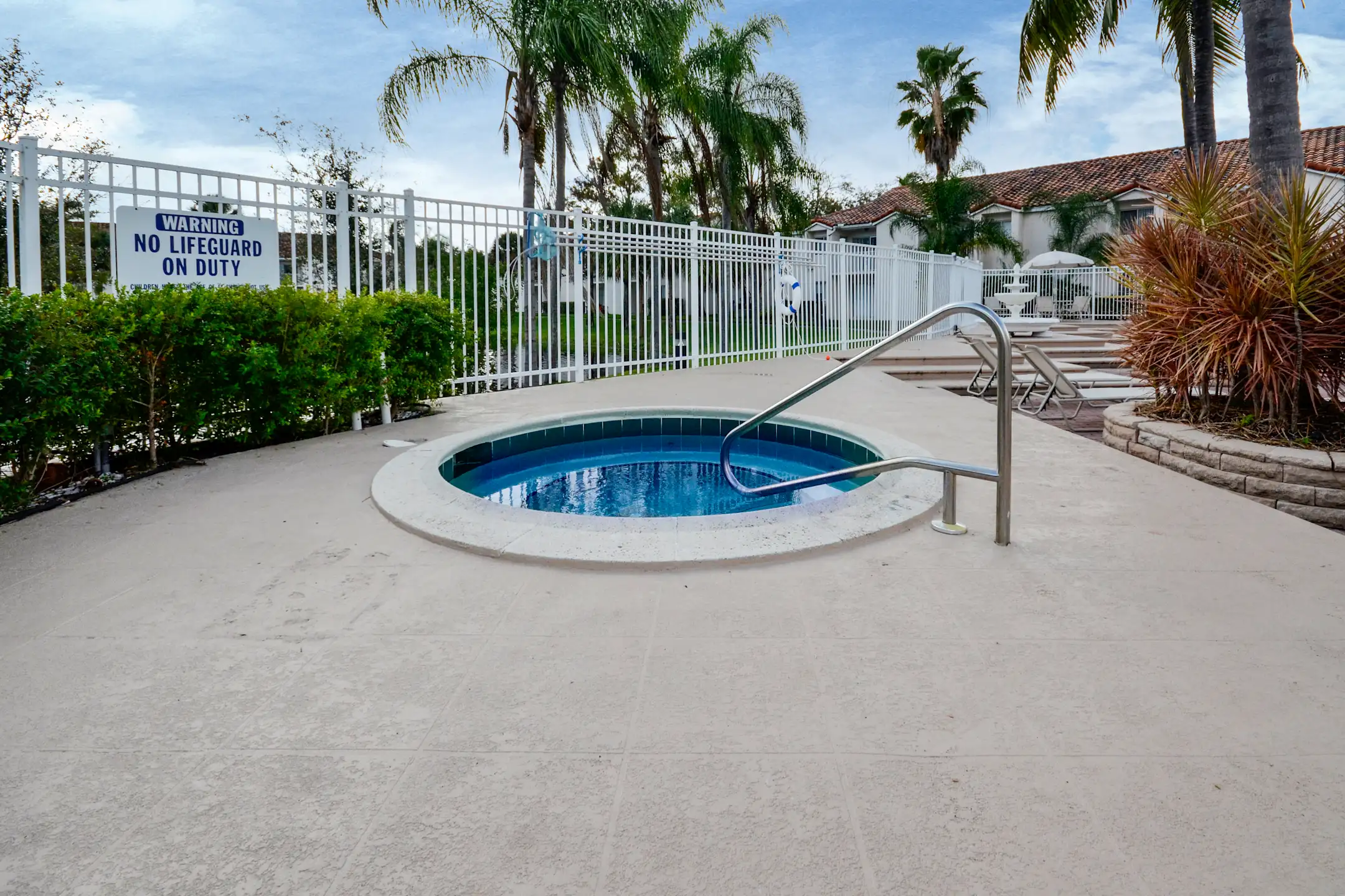 Pool - Country Club Lakes - Coconut Creek, FL