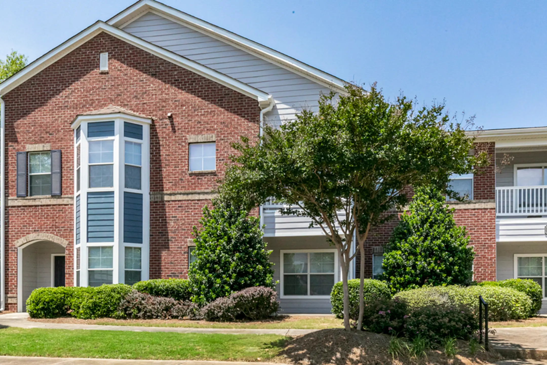 Halston South Point Apartment Homes Apartments McDonough, GA 30253