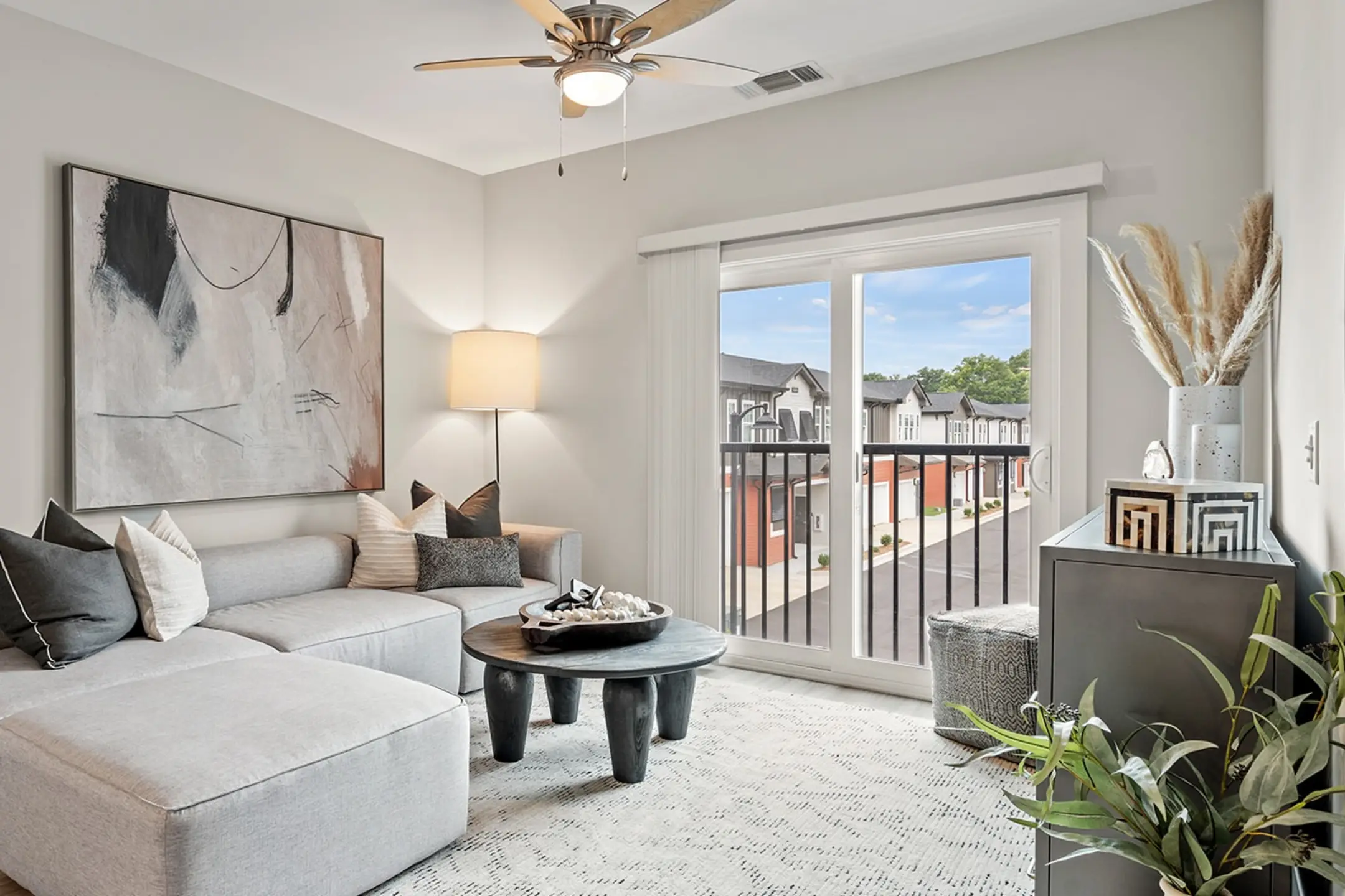 Lively Victor Park 1000 Village Mill Dr Greer, SC Apartments for