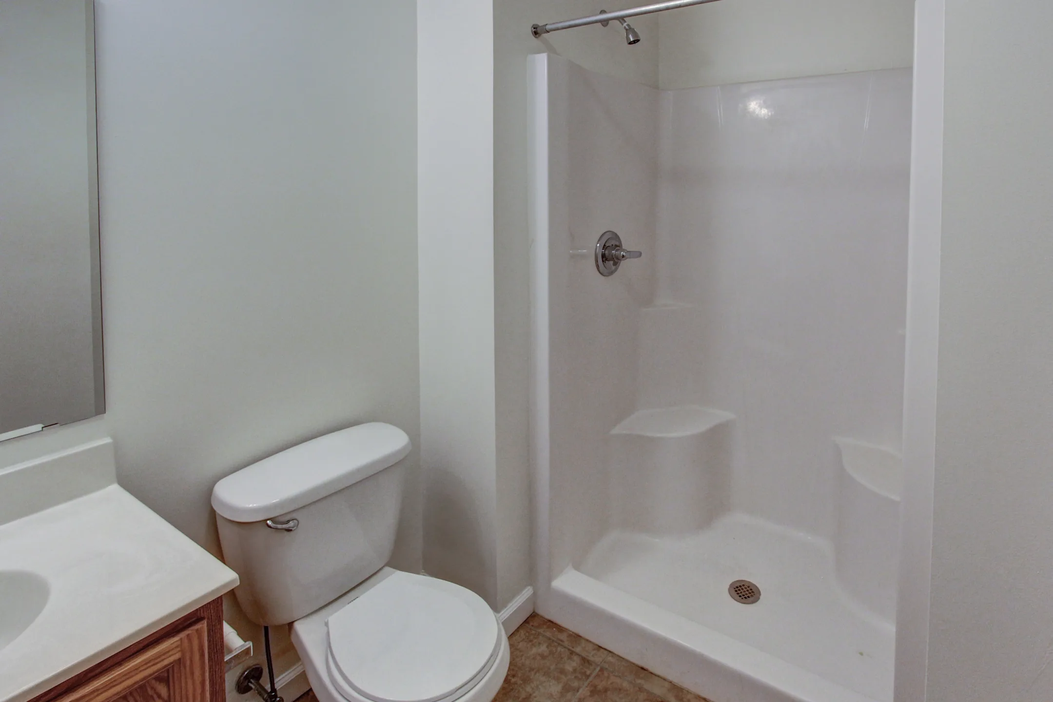 Bathroom - The Reserve at Glenville - Schenectady, NY