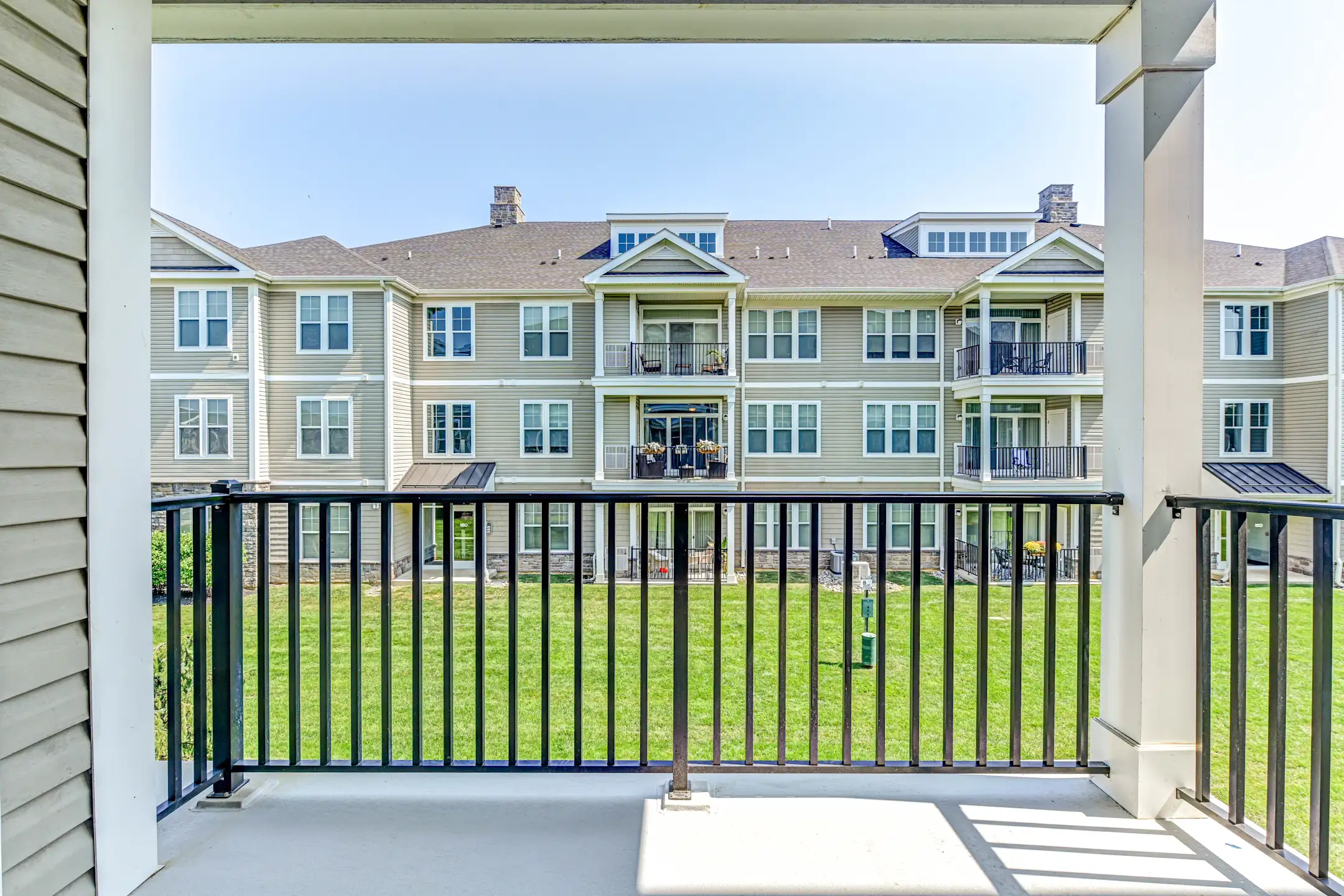 Essex Chase Apartments Glassboro, NJ 08028